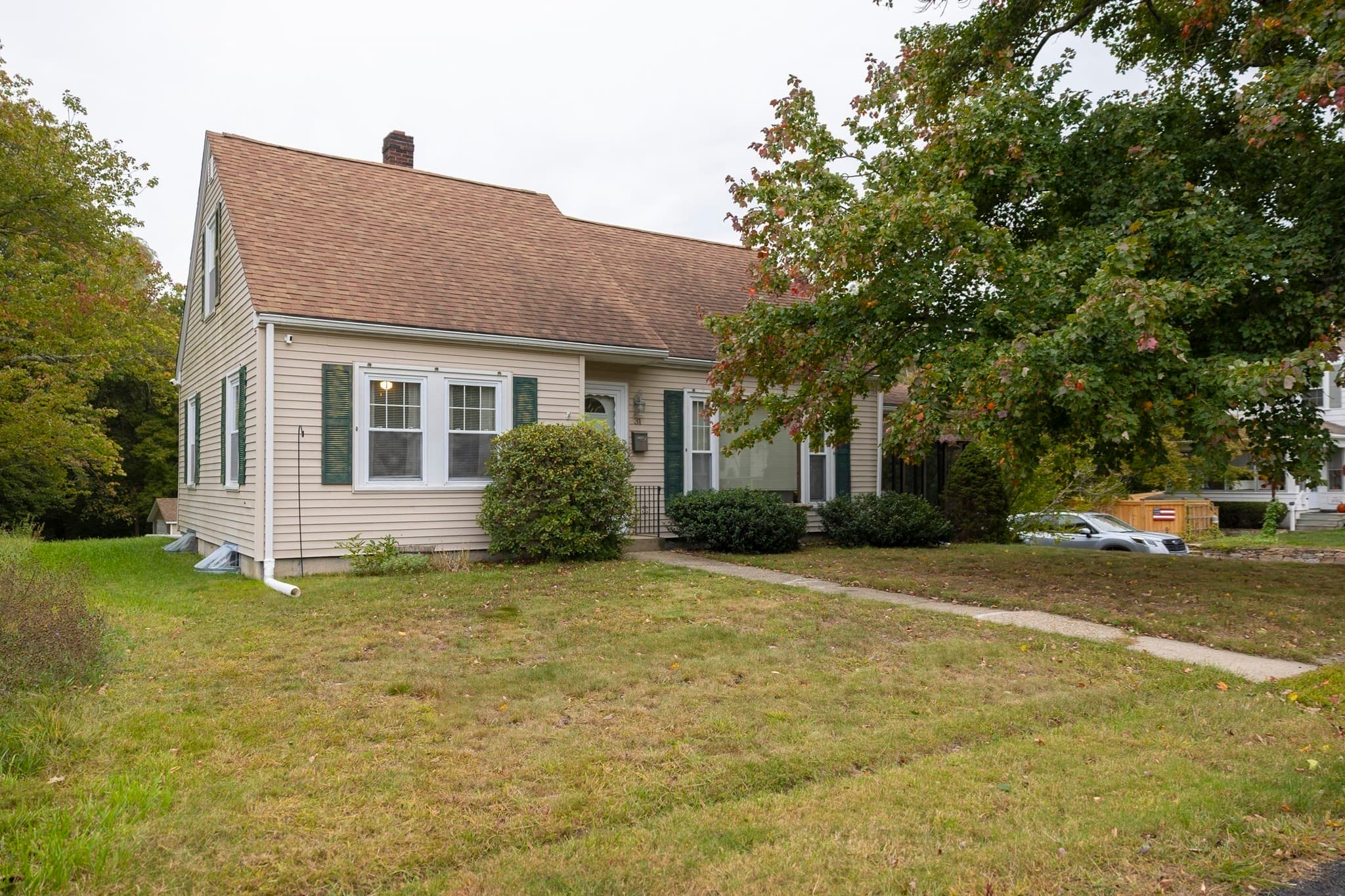 Single Family Residence at 31 Archer St, Bellingham MA 02019, Bellingham, photo 2 of 35
