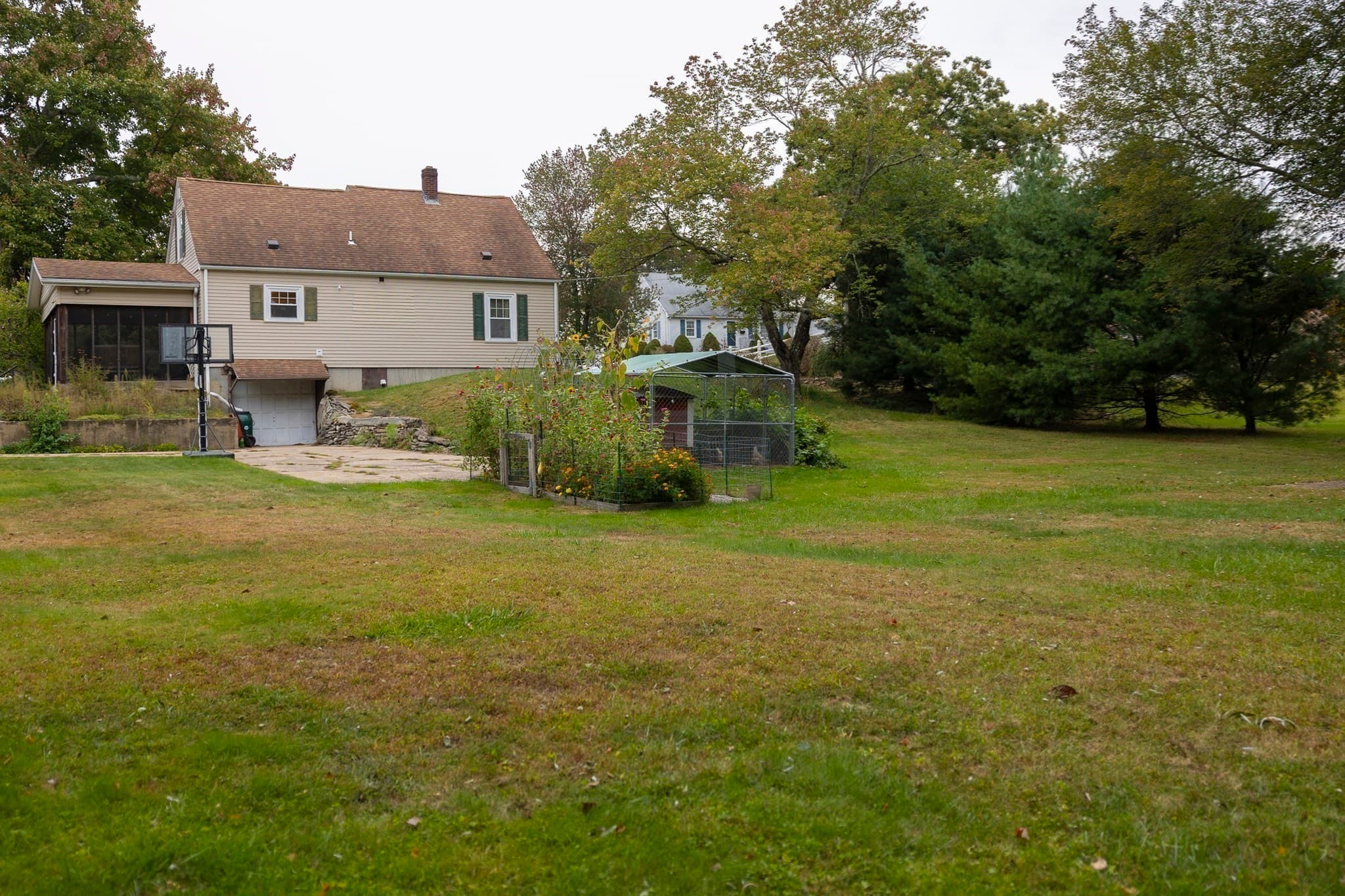 Single Family Residence at 31 Archer St, Bellingham MA 02019, Bellingham, photo 30 of 35