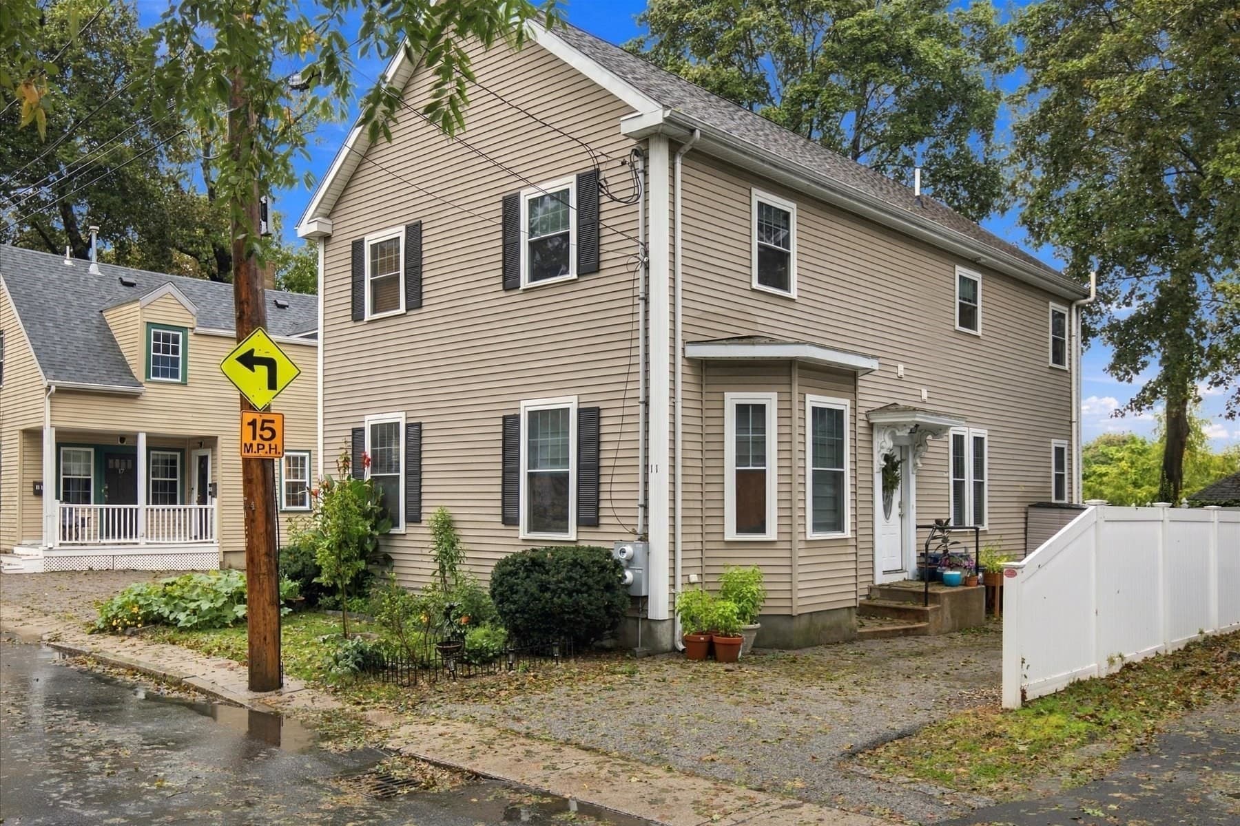 Condominium at 11-13 Rushmore St # 11, Boston MA 02135, Boston, photo 2 of 15
