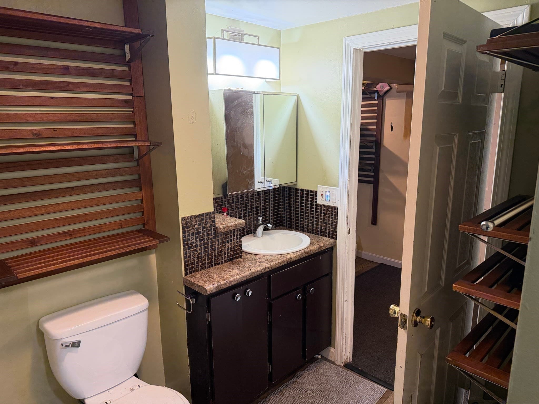 Single Family Residence at 19 Lafrance Ct, New Bedford MA 02740, New Bedford, photo 11 of 26