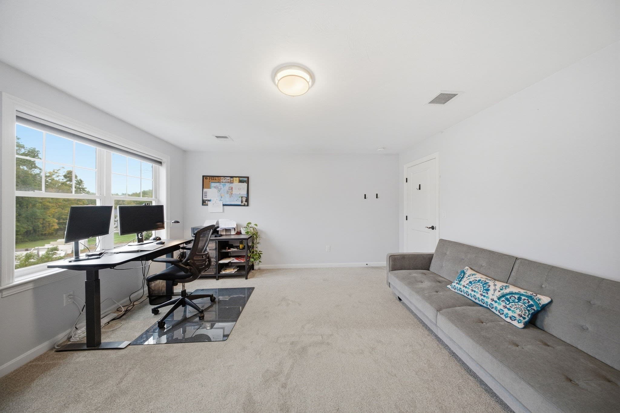 Condominium at 1093 Washington St # 1093, Holliston MA 01746, Holliston, photo 23 of 39