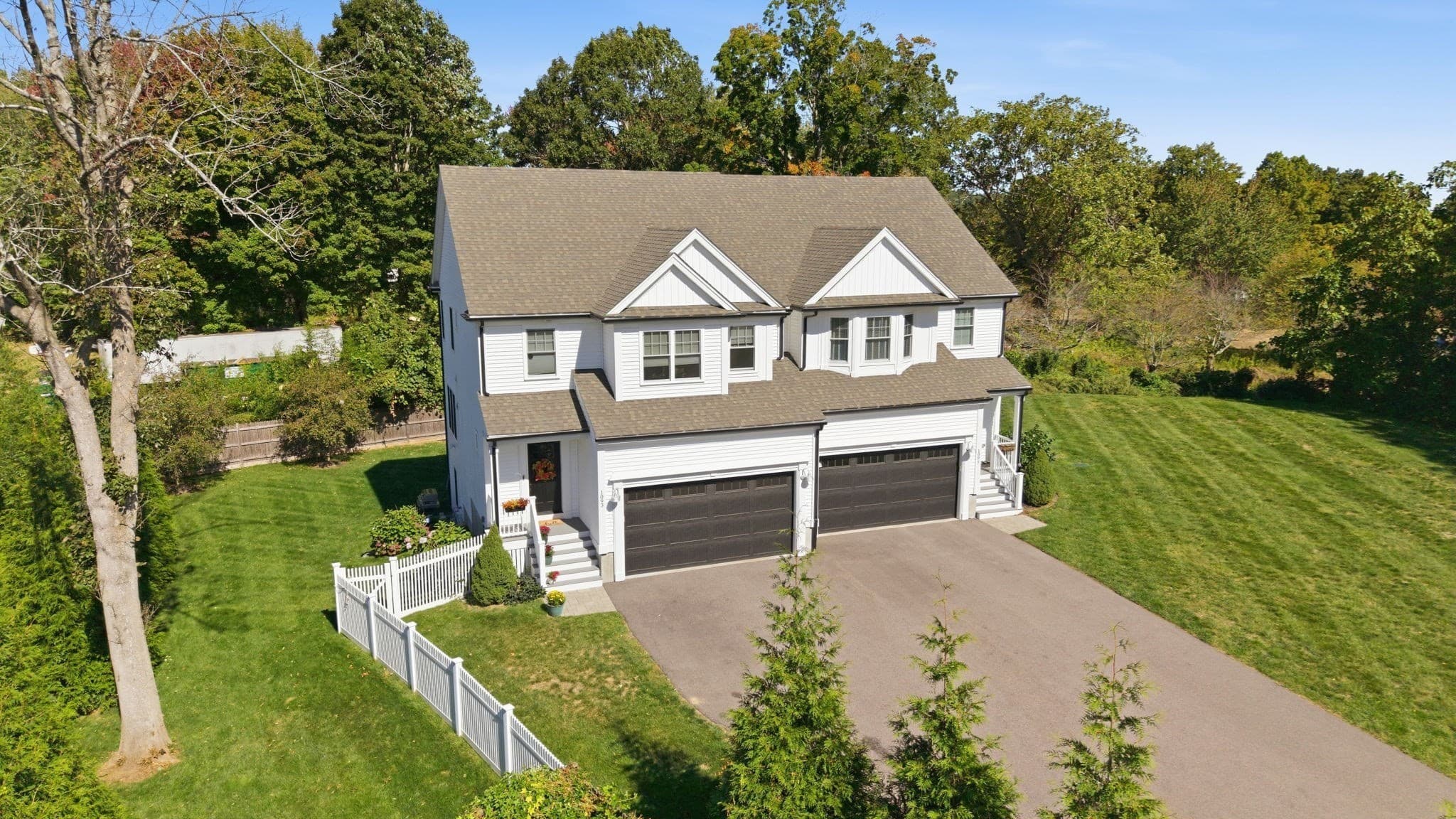 Condominium at 1093 Washington St # 1093, Holliston MA 01746, Holliston, photo 2 of 39