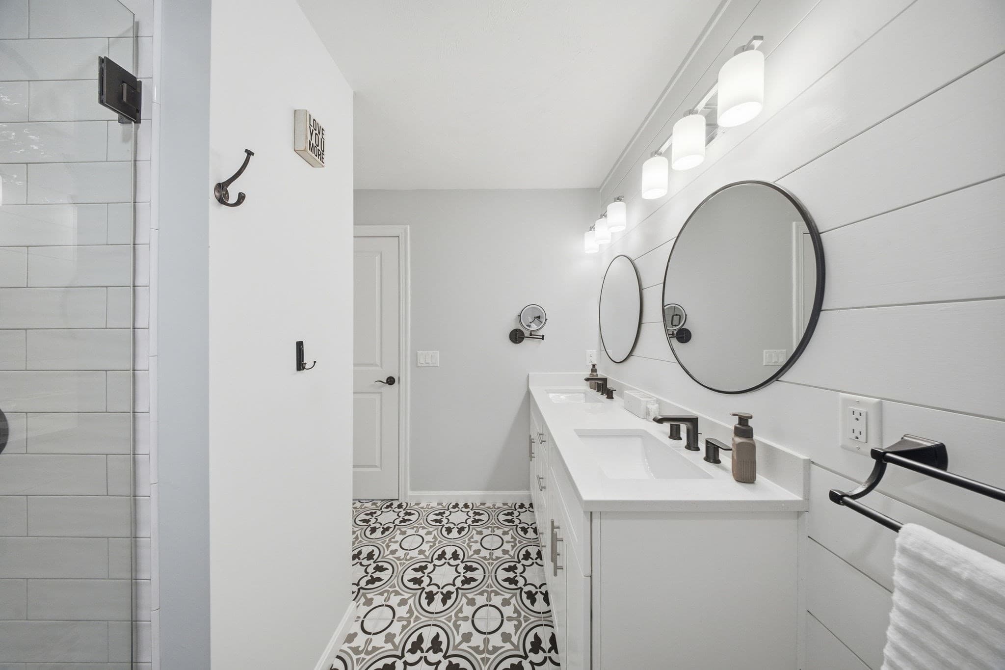 Condominium at 1093 Washington St # 1093, Holliston MA 01746, Holliston, photo 19 of 39