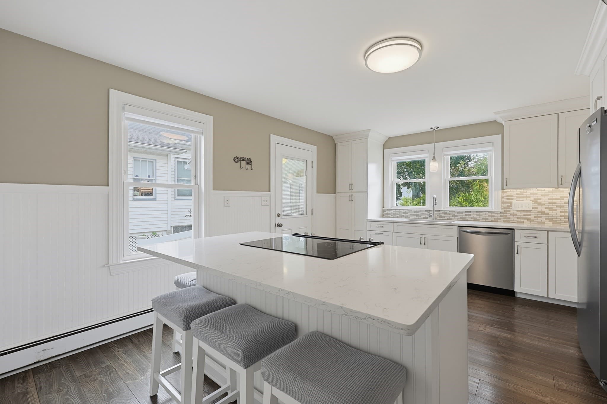 Single Family Residence at 139 Massachusetts Ave, North Andover MA 01845, North Andover, photo 11 of 34