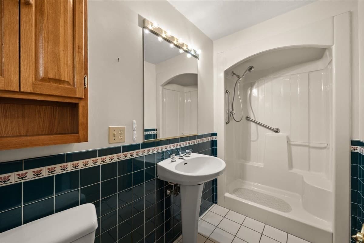 Single Family Residence at 104 Leonard Farm Rd, Abington MA 02351, Abington, photo 16 of 35