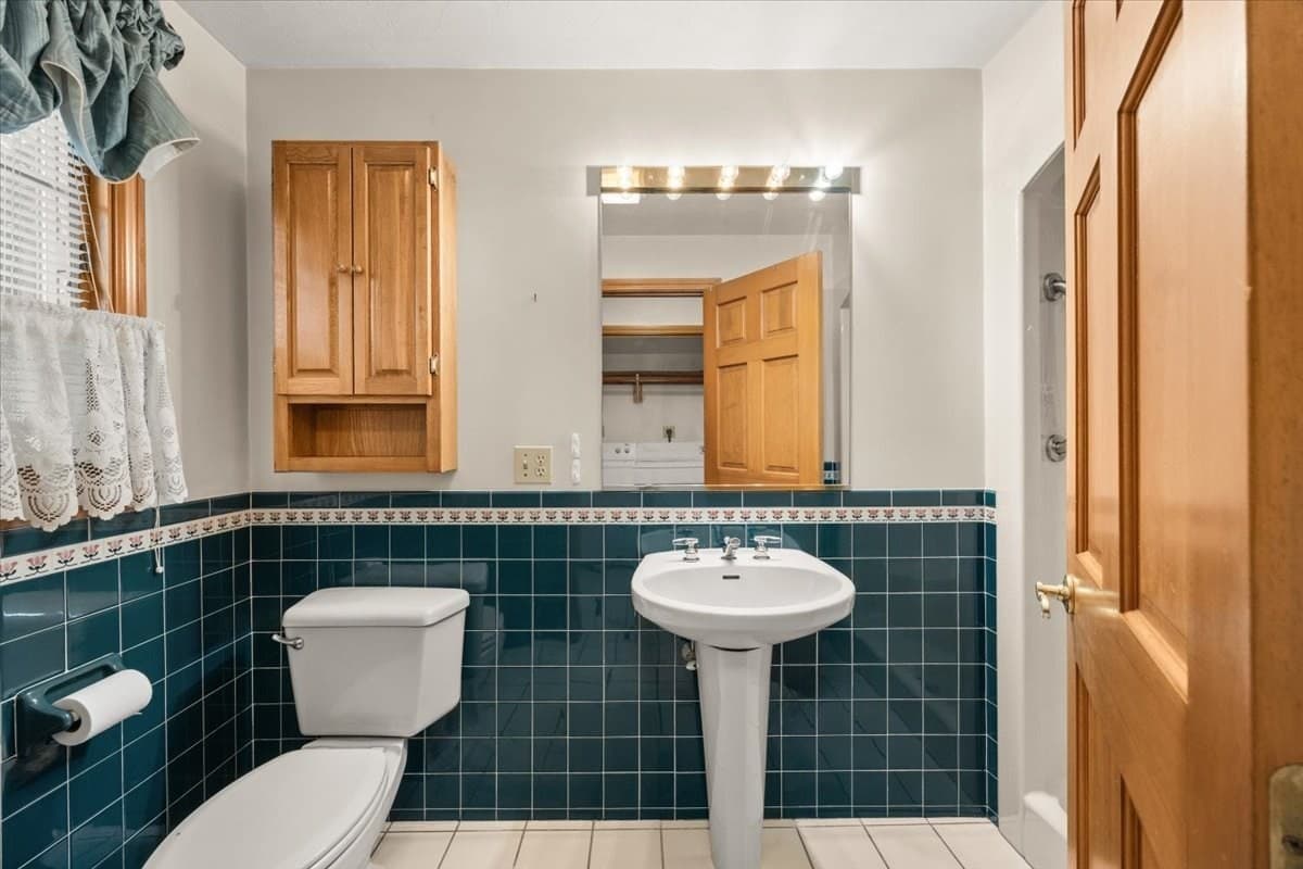 Single Family Residence at 104 Leonard Farm Rd, Abington MA 02351, Abington, photo 15 of 35