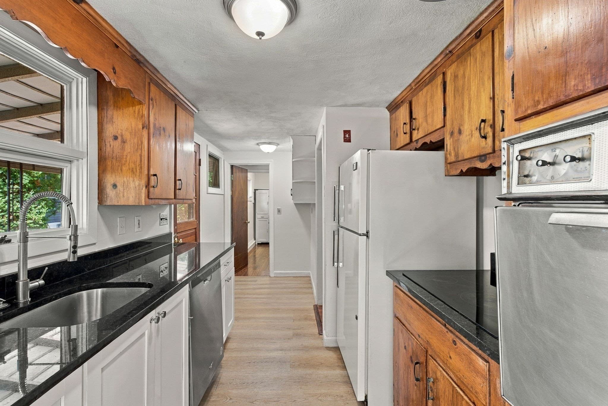 Single Family Residence at 39 Sylvan Ave, Wakefield MA 01880, Wakefield, photo 16 of 27