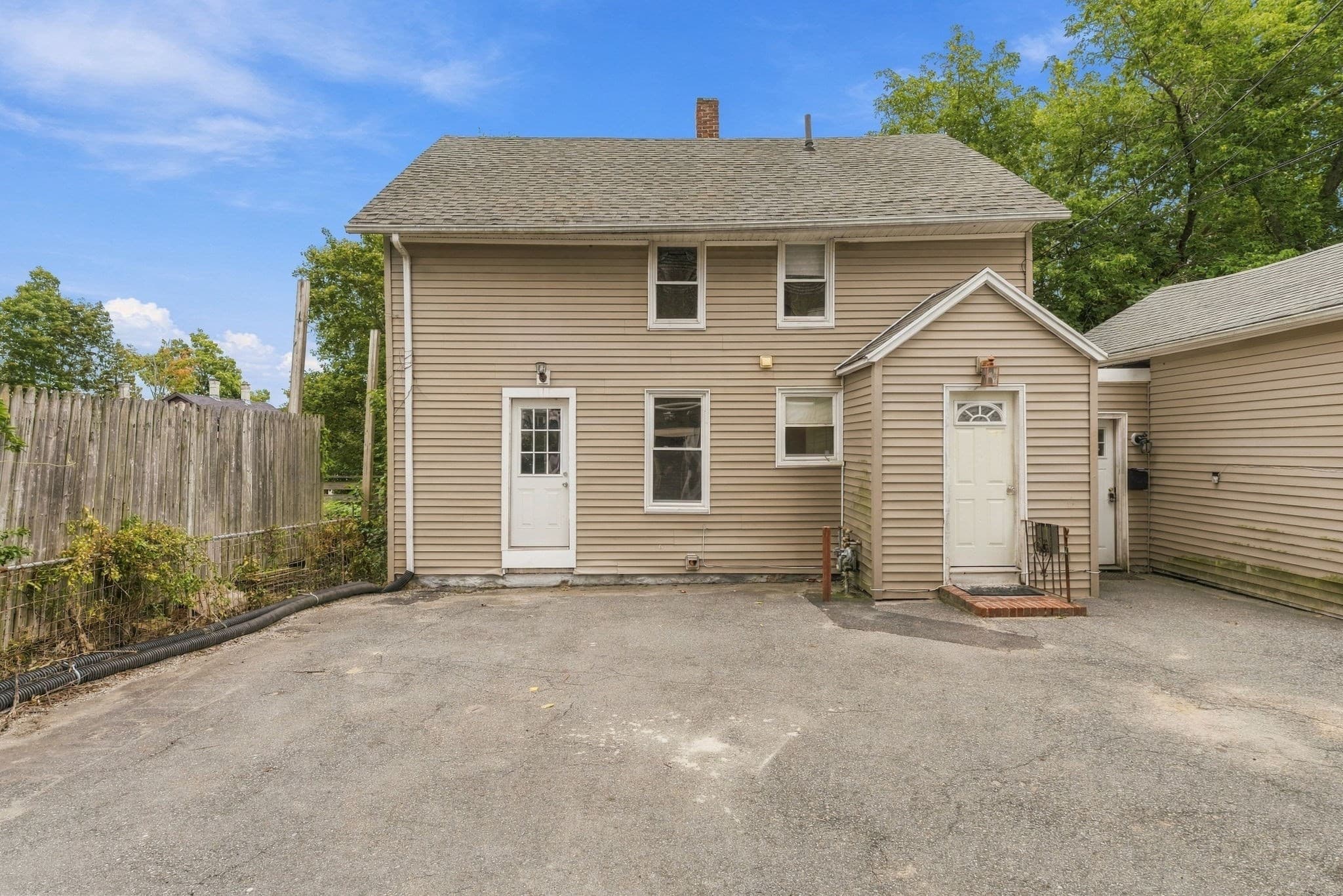 4 Family - 4 Units Up/Down at 56 Summit St, Woonsocket RI 02895, Woonsocket, photo 18 of 18