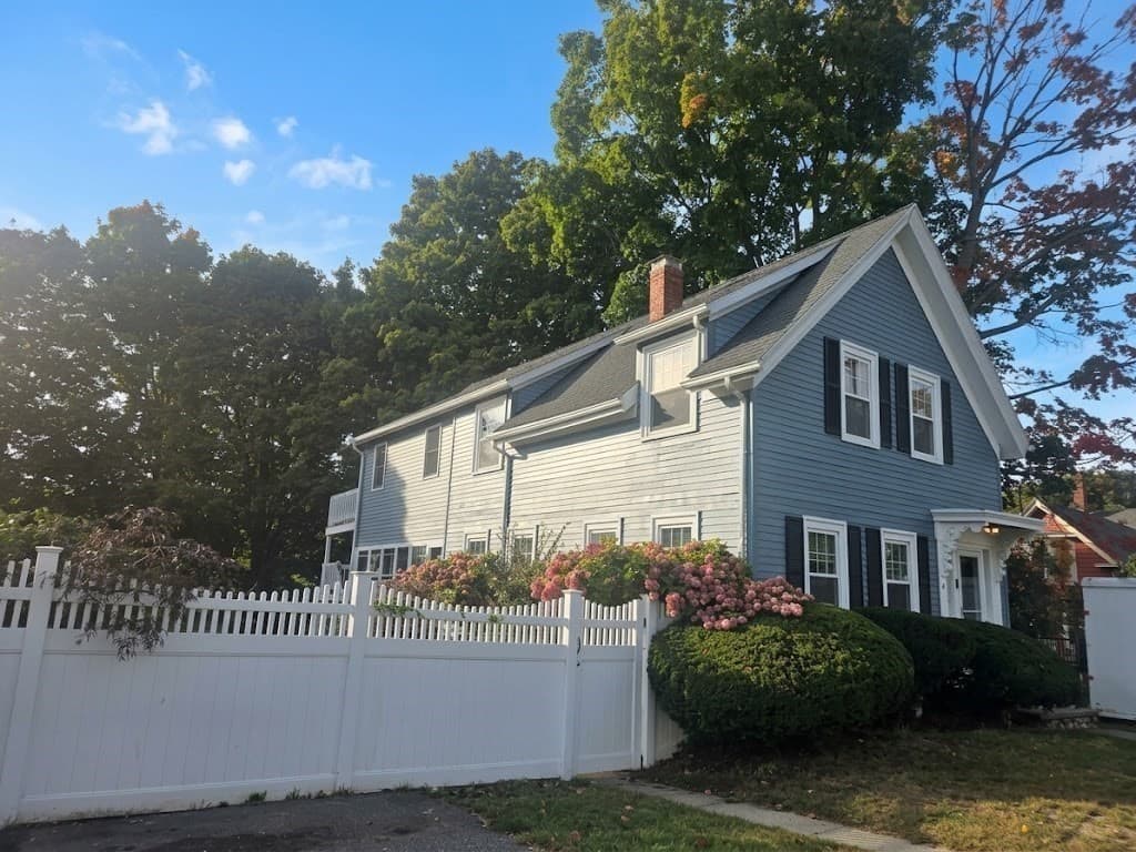 8 Washington Street, Stoneham MA 02180