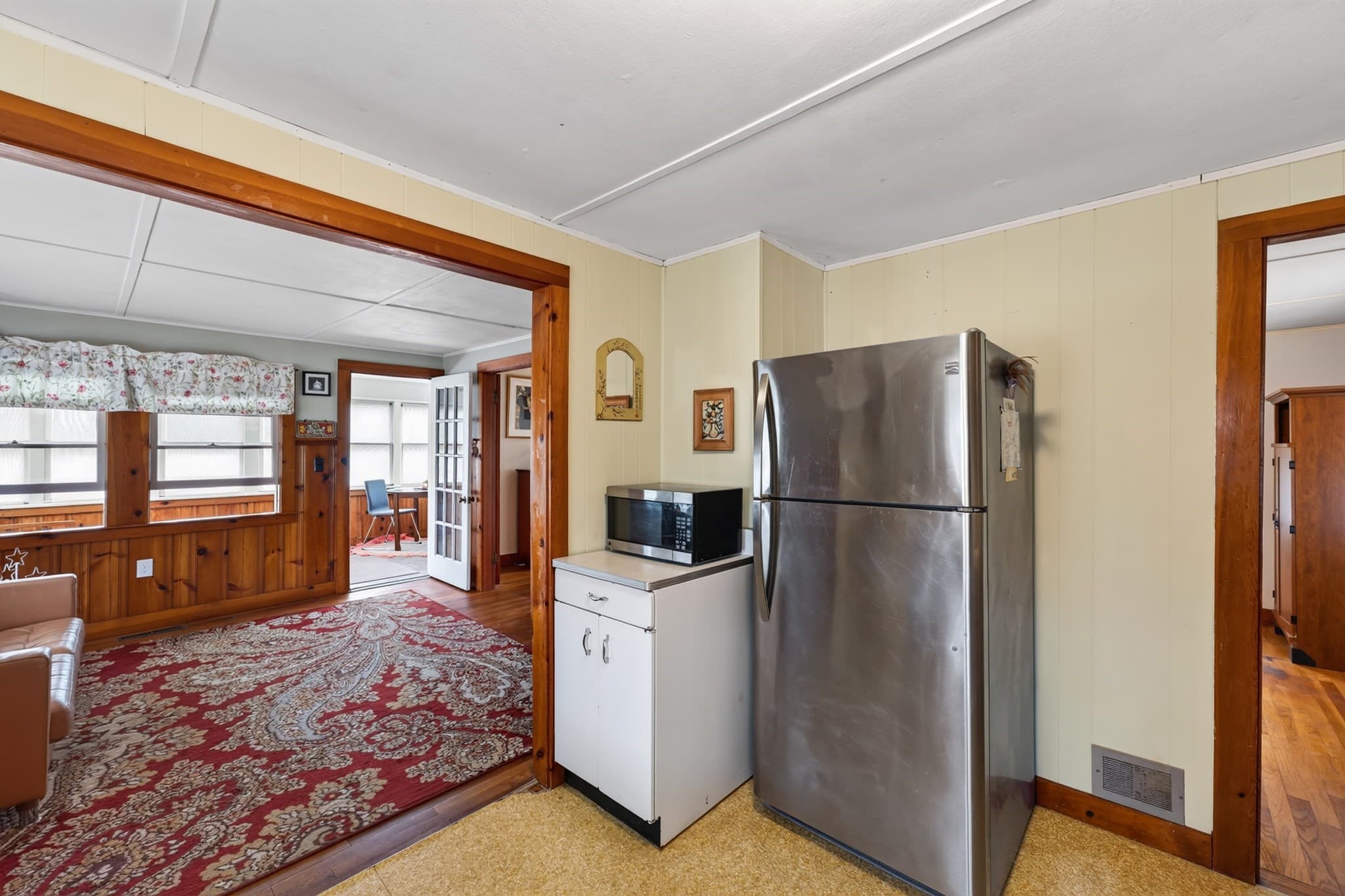 Single Family Residence at 24 Broadmarsh Ave, Wareham MA 02571, Wareham, photo 4 of 32