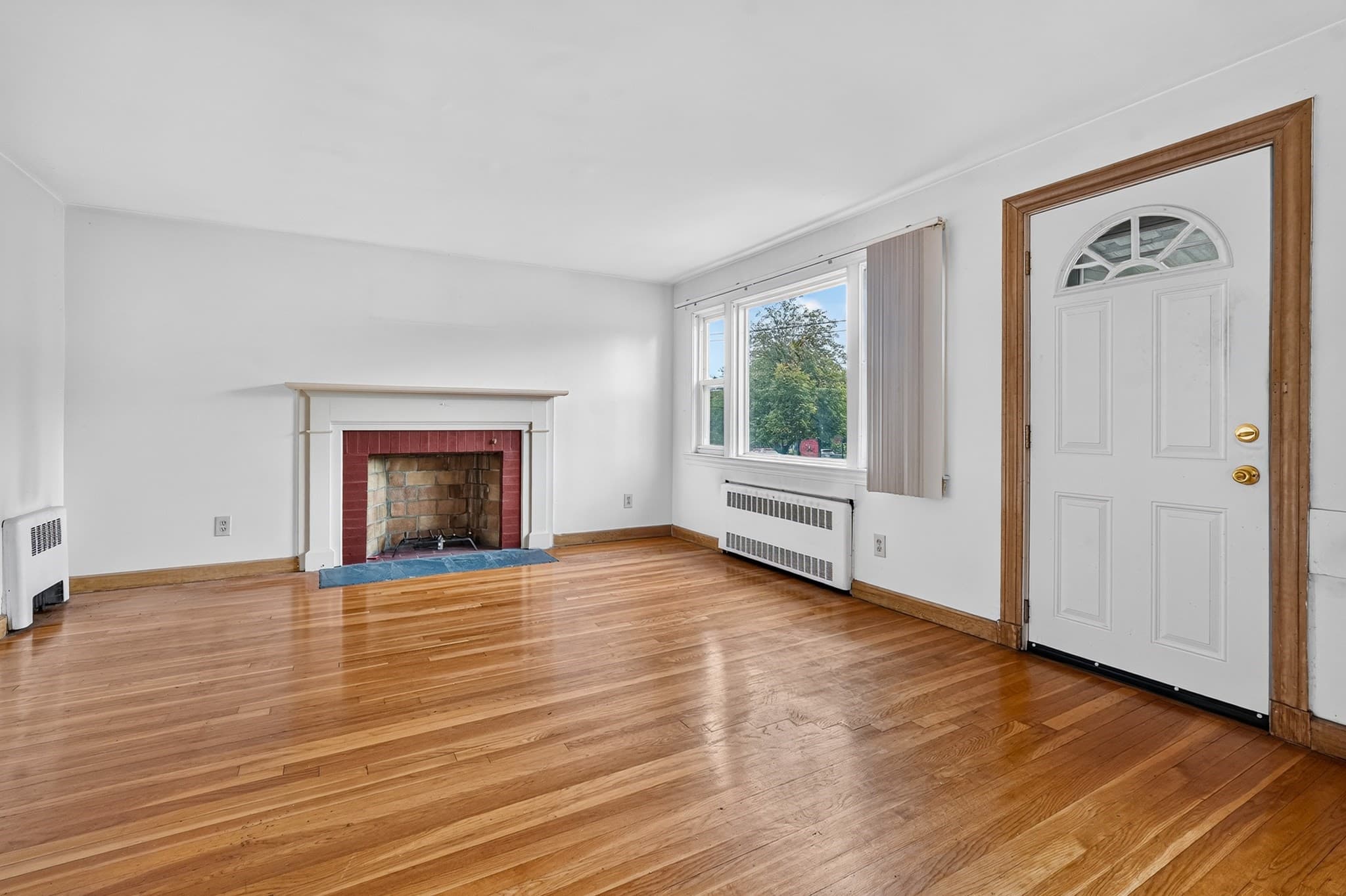 Single Family Residence at 29 Church St, Braintree MA 02184, Braintree, photo 2 of 25
