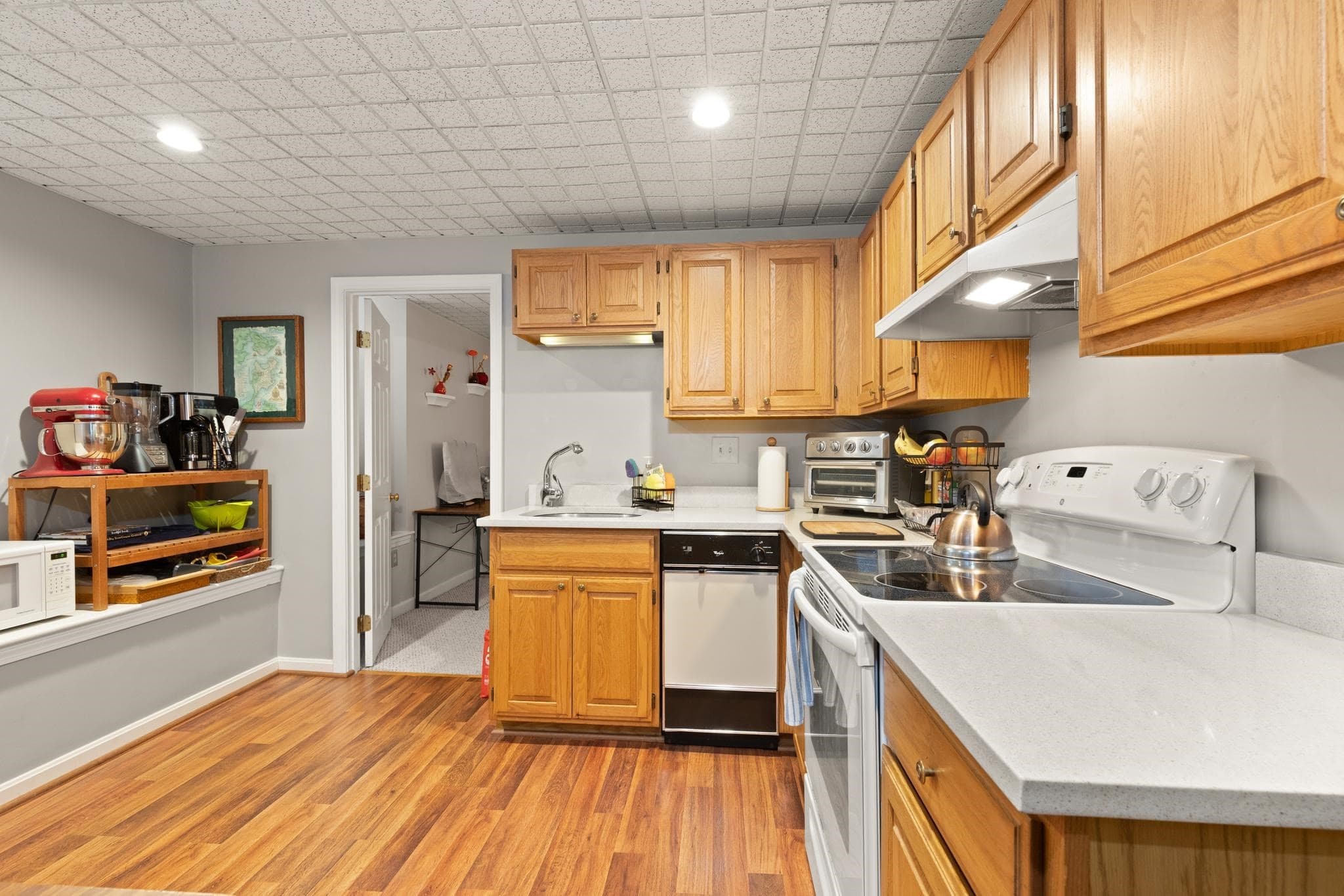 Condominium at 110 South Ave # 2, Whitman MA 02382, Whitman, photo 12 of 20