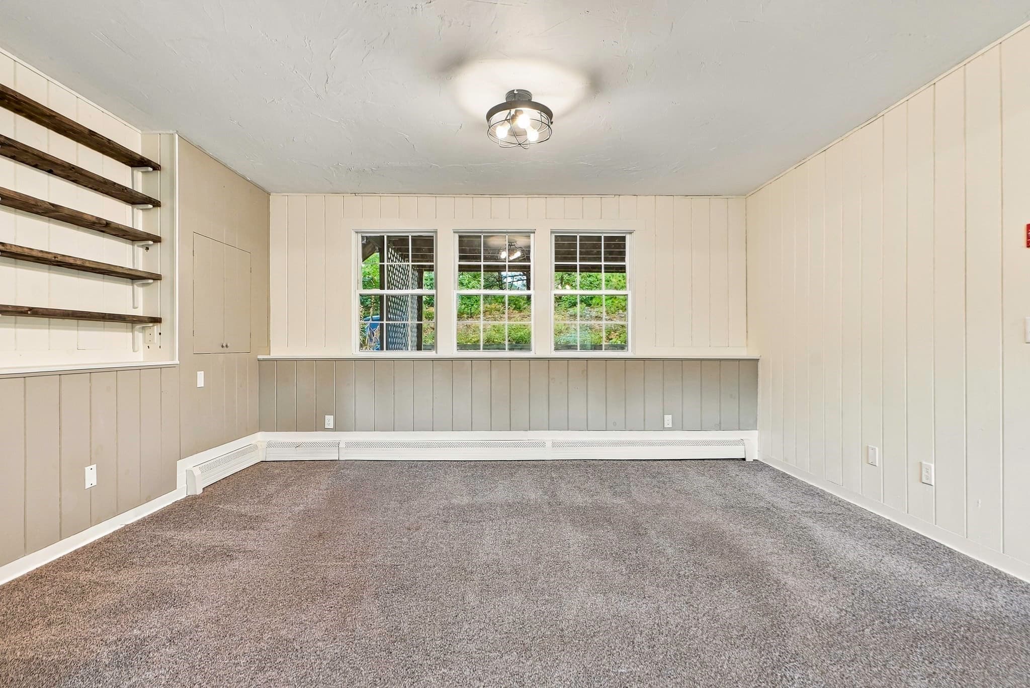Single Family Residence at 8 Thompson Cir, Plymouth MA 02360, Plymouth, photo 24 of 41