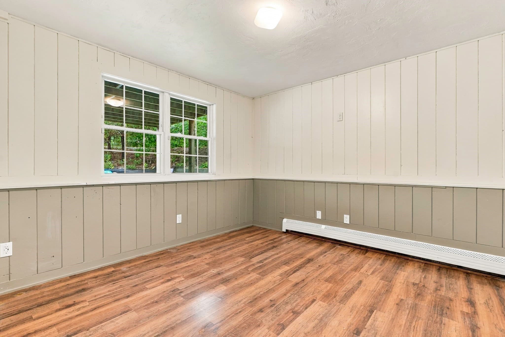 Single Family Residence at 8 Thompson Cir, Plymouth MA 02360, Plymouth, photo 29 of 41
