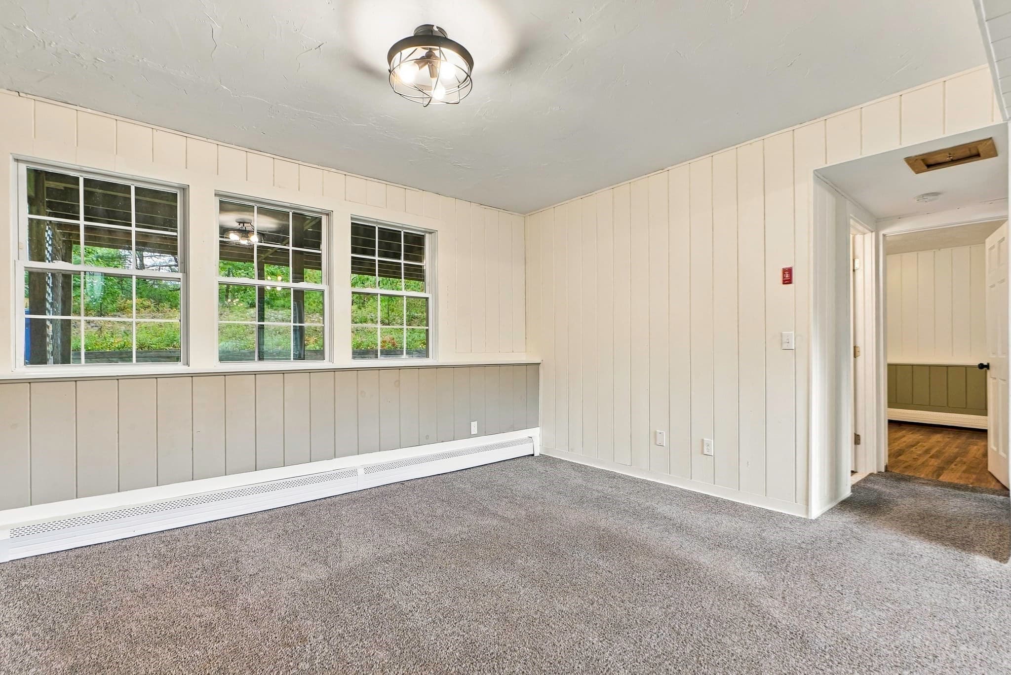 Single Family Residence at 8 Thompson Cir, Plymouth MA 02360, Plymouth, photo 25 of 41