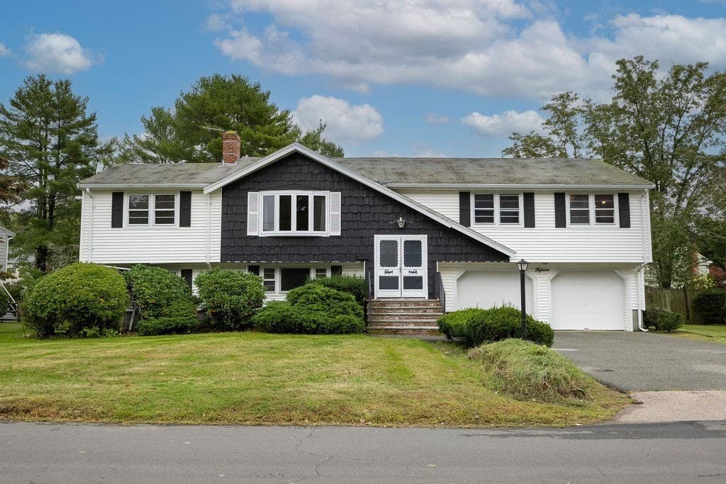 15 Casey, Canton MA 02021