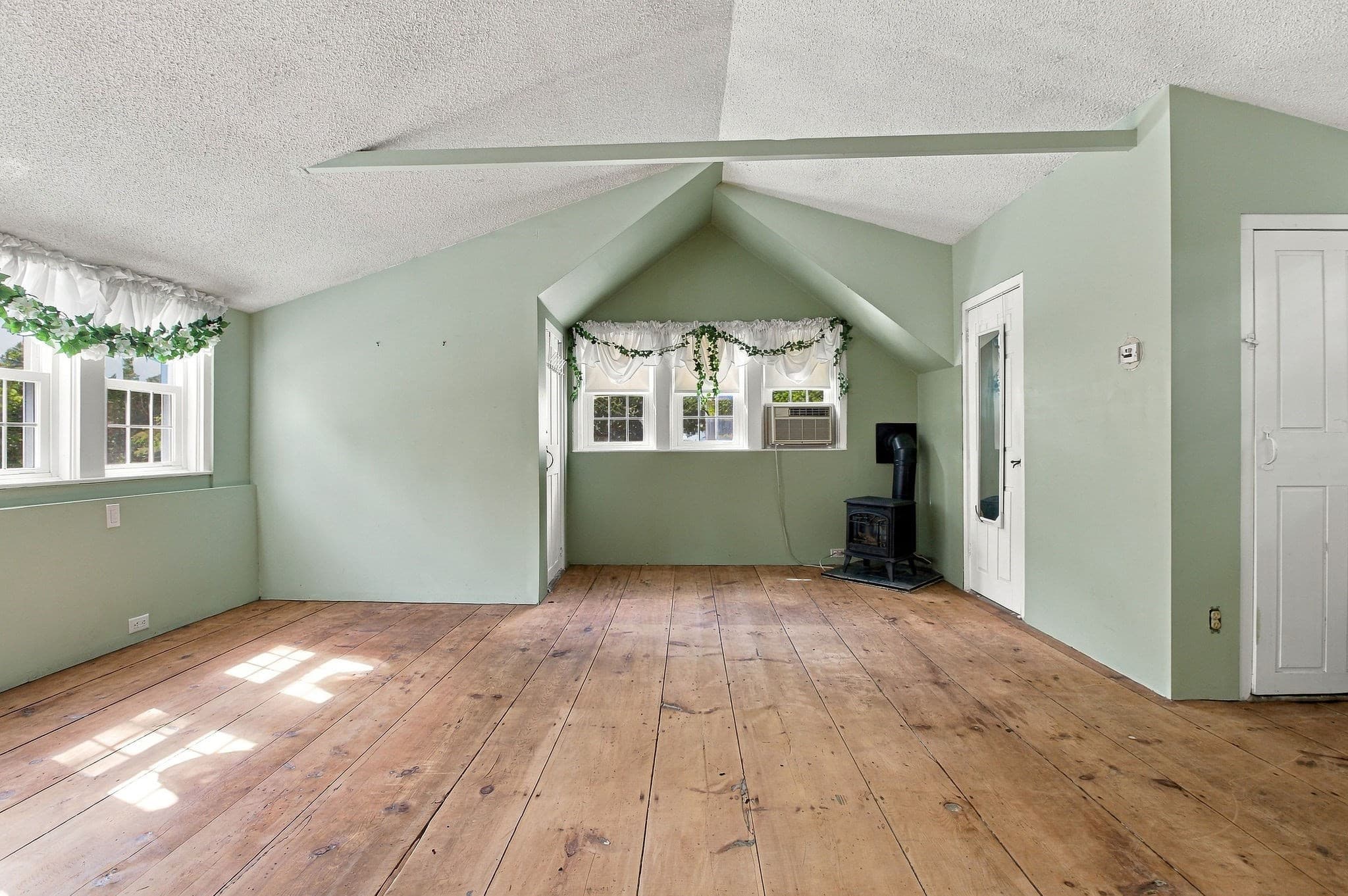 Single Family Residence at 25 Craigville Beach Rd, Barnstable MA 02601, Barnstable, photo 27 of 42