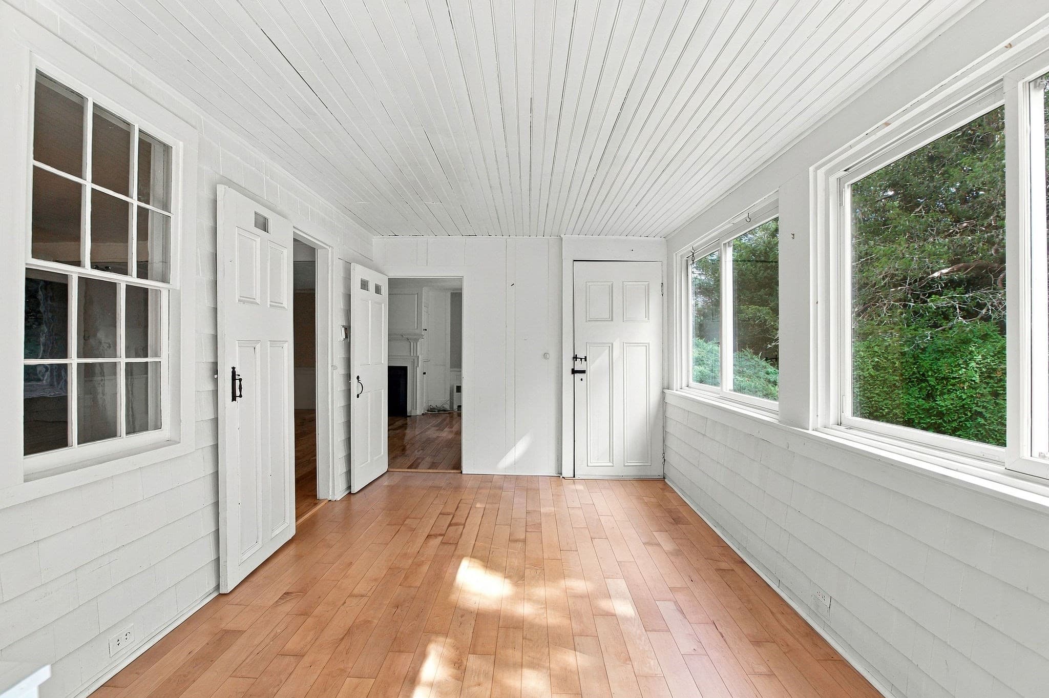 Single Family Residence at 25 Craigville Beach Rd, Barnstable MA 02601, Barnstable, photo 17 of 42