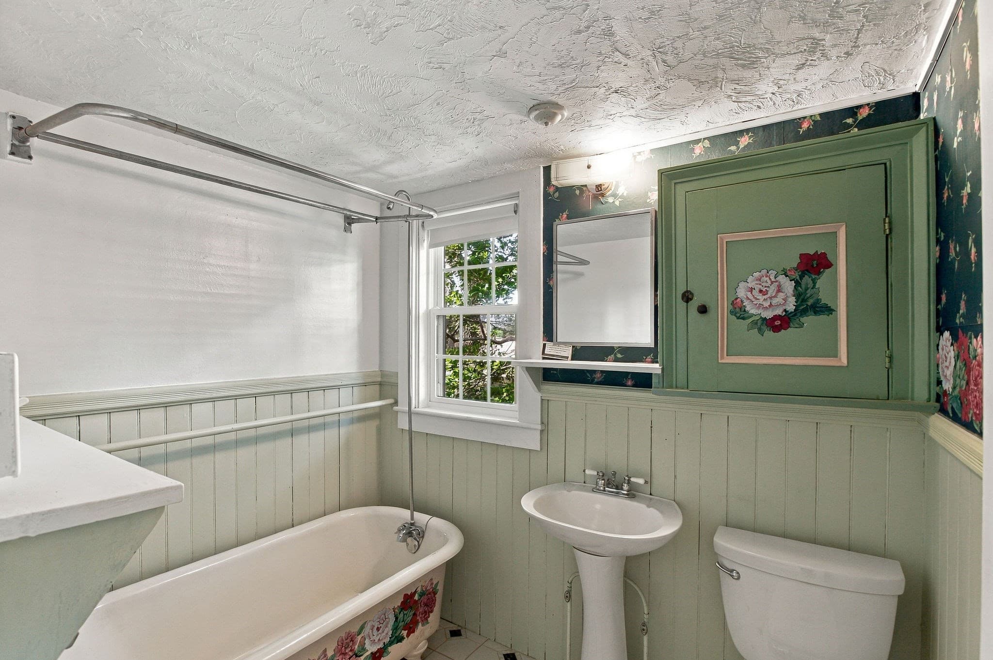 Single Family Residence at 25 Craigville Beach Rd, Barnstable MA 02601, Barnstable, photo 30 of 42