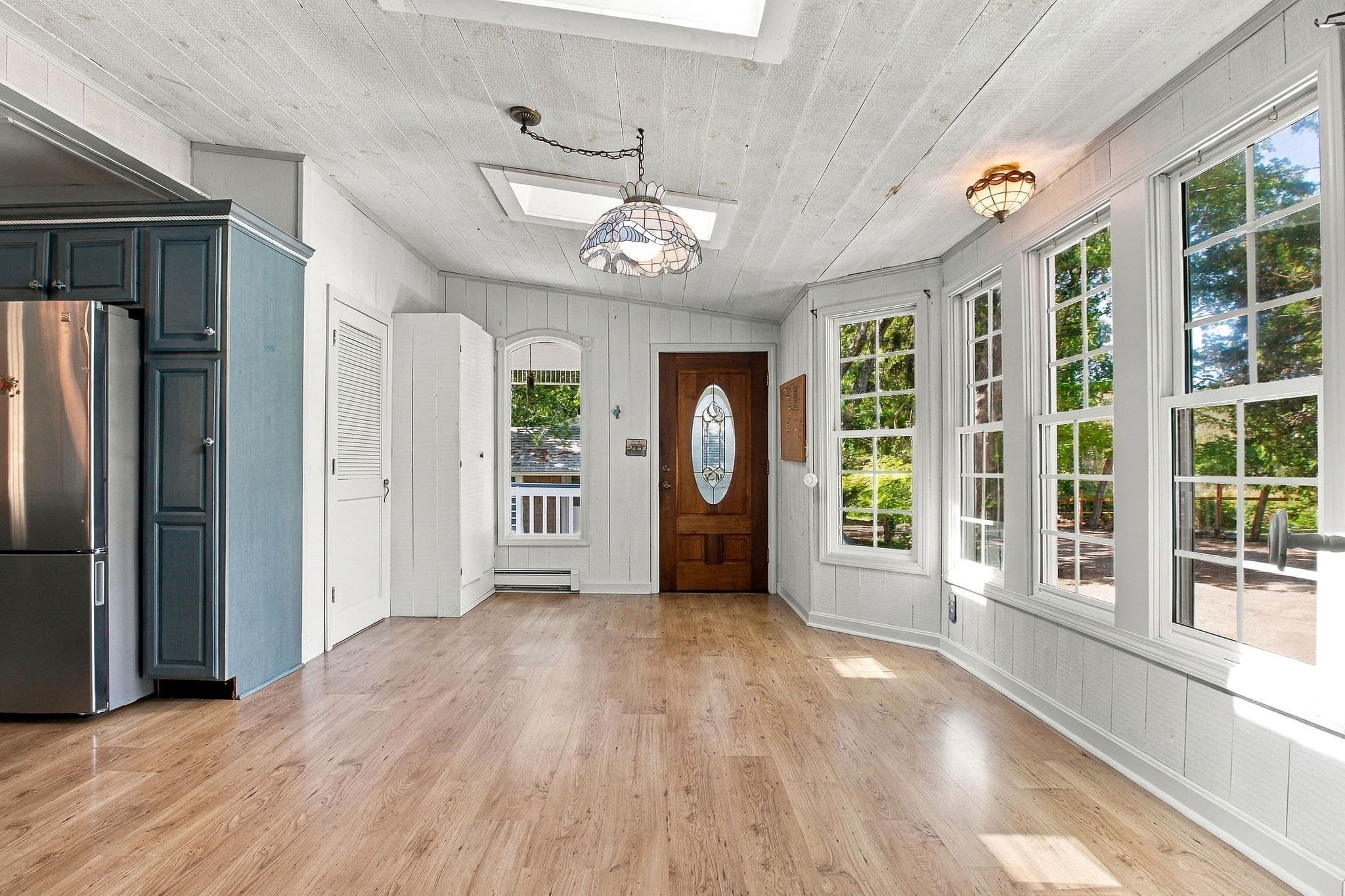 Single Family Residence at 25 Craigville Beach Rd, Barnstable MA 02601, Barnstable, photo 11 of 42