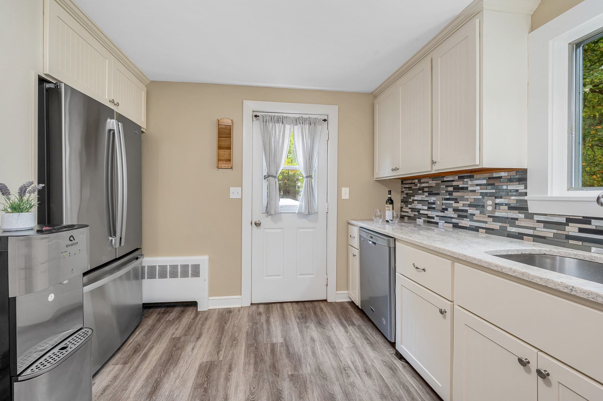 Single Family Residence at 137 Central St, North Reading MA 01864, North Reading, photo 4 of 28