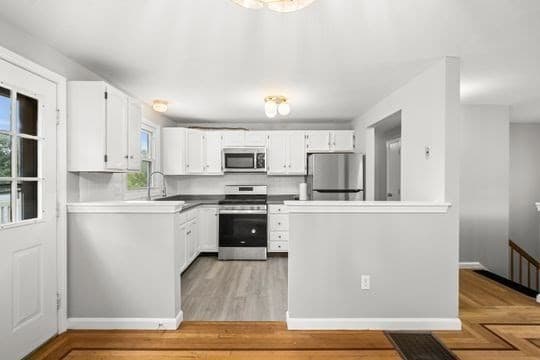 Single Family Residence at 8 Timrod Drive, Worcester MA 01603, Worcester, photo 6 of 29
