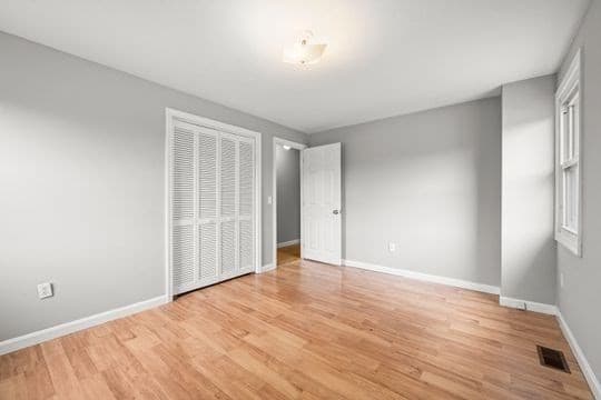 Single Family Residence at 8 Timrod Drive, Worcester MA 01603, Worcester, photo 13 of 29