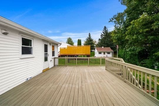 Single Family Residence at 8 Timrod Drive, Worcester MA 01603, Worcester, photo 28 of 29