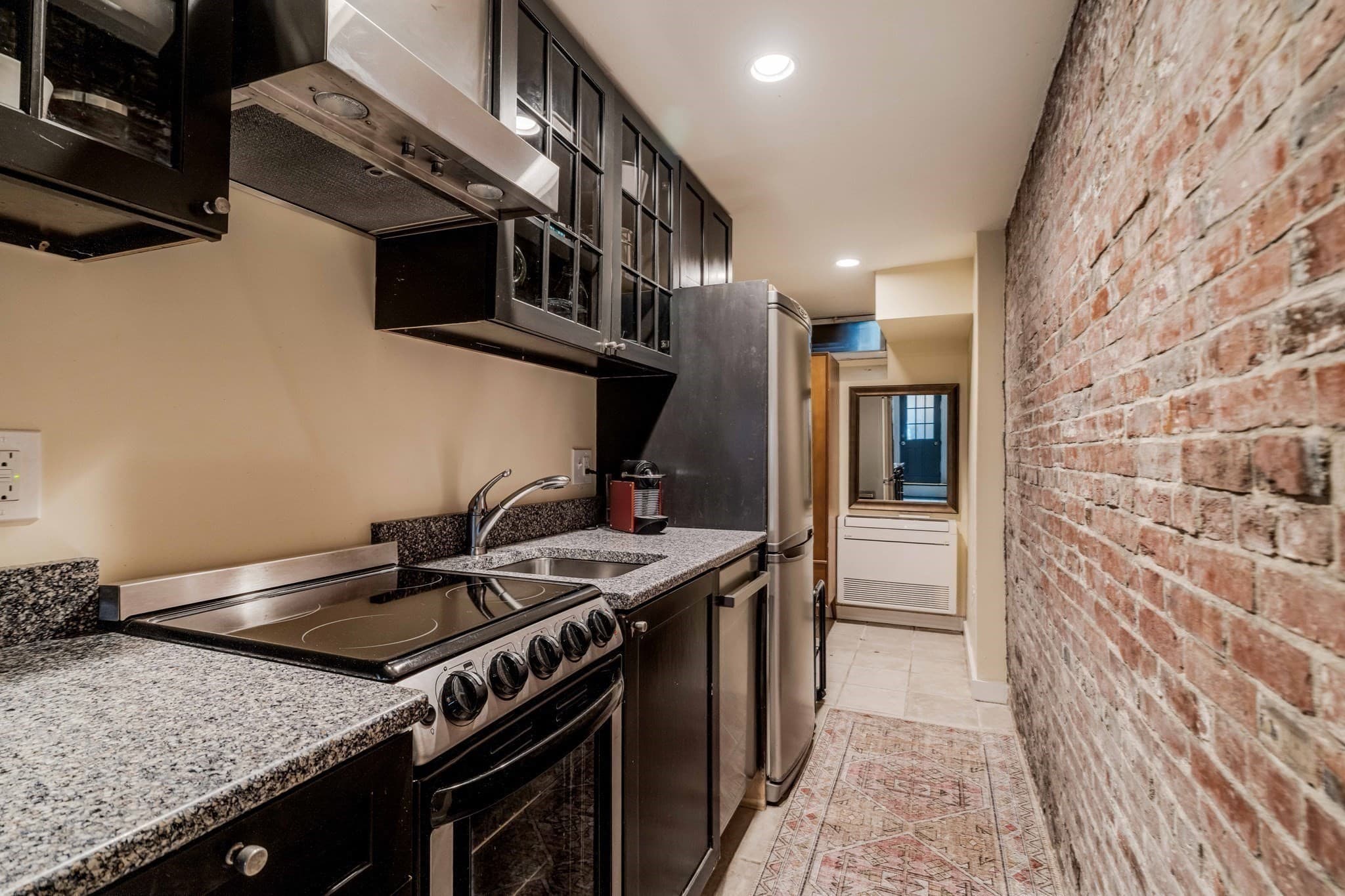 Condominium at 99 Pleasant Street # H, Cambridge MA 02139, Cambridge, photo 27 of 28