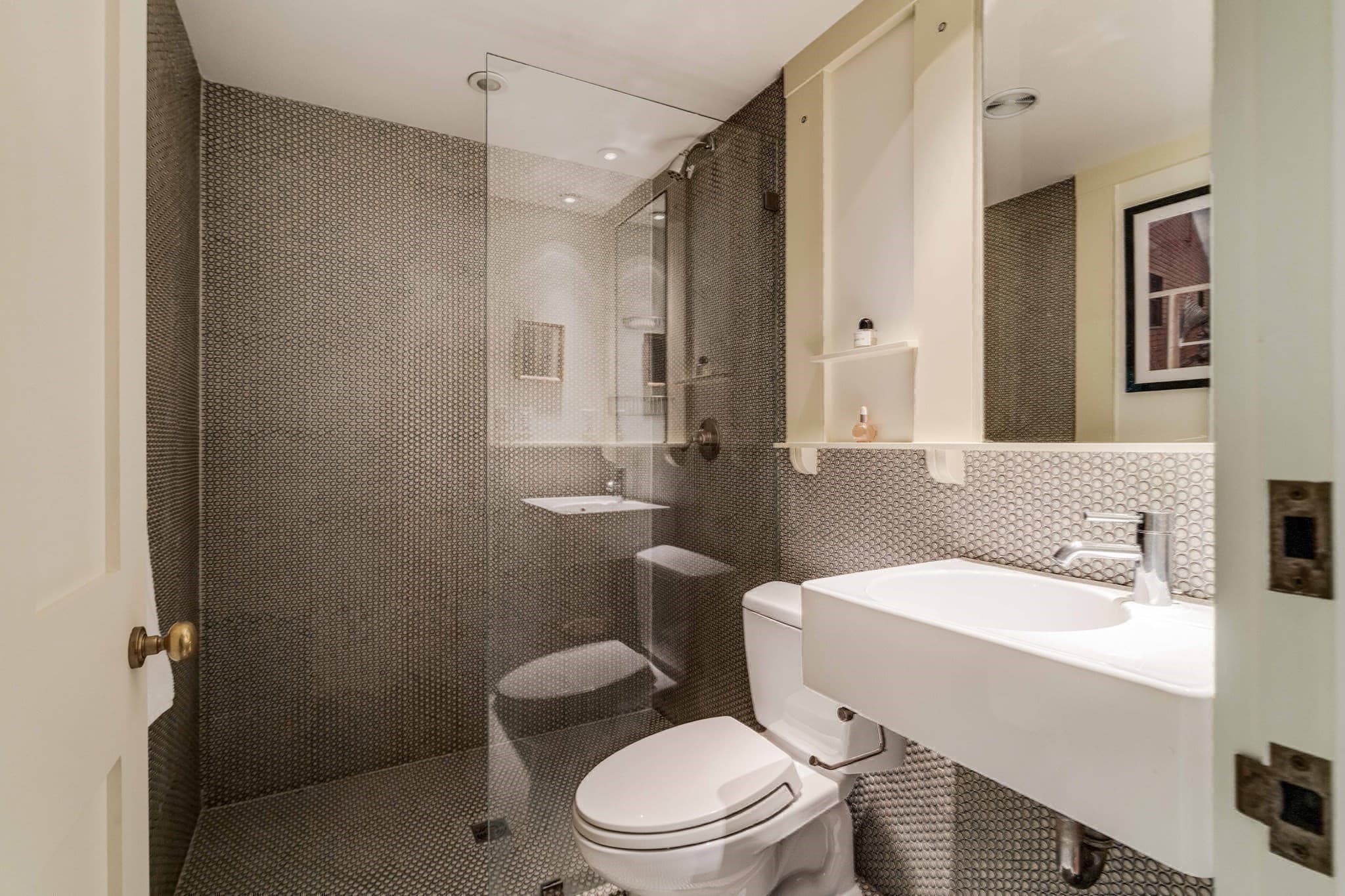 Condominium at 99 Pleasant Street # H, Cambridge MA 02139, Cambridge, photo 22 of 28