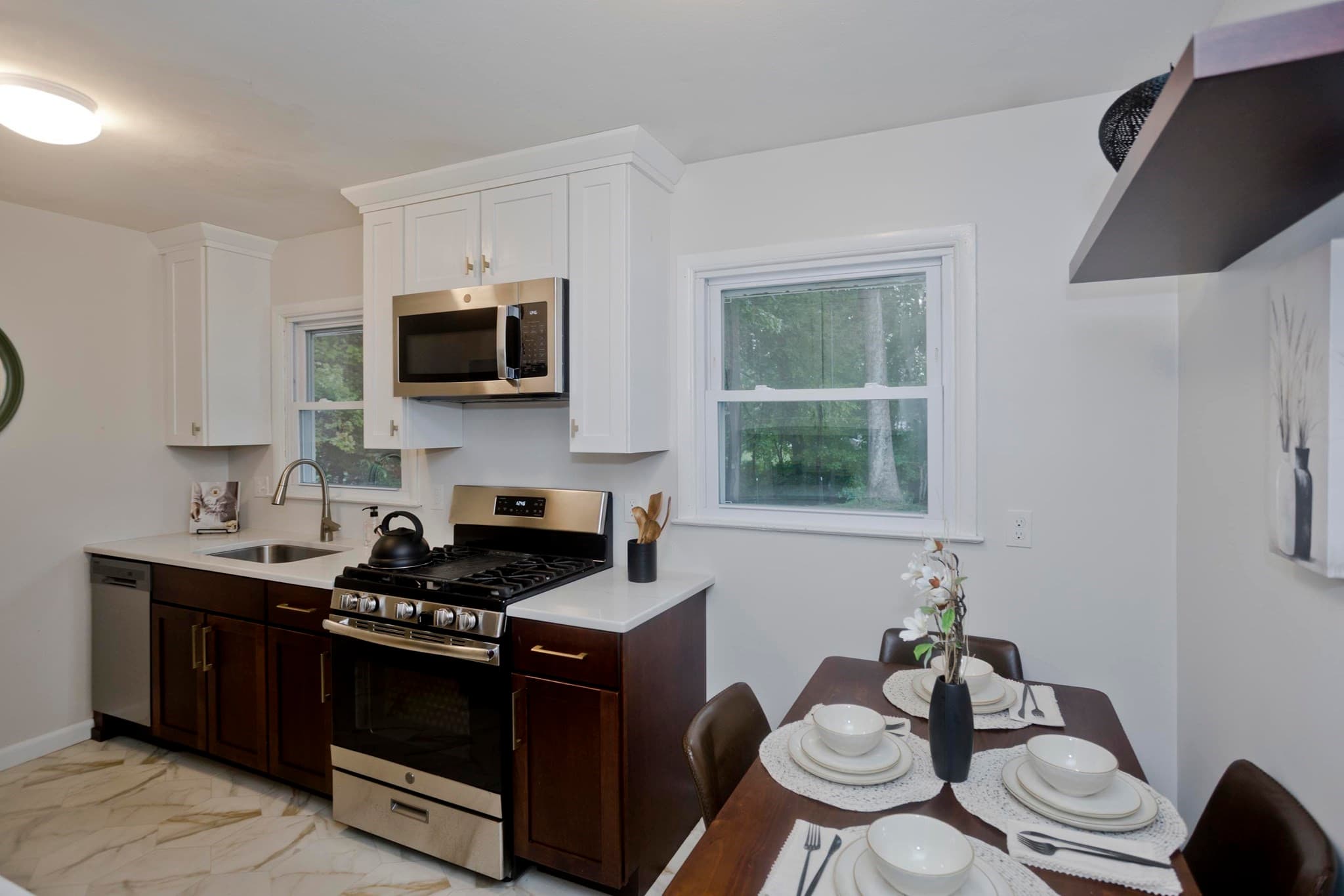 Single Family Residence at 27 E Green St, Easthampton MA 01027, Easthampton, photo 16 of 33