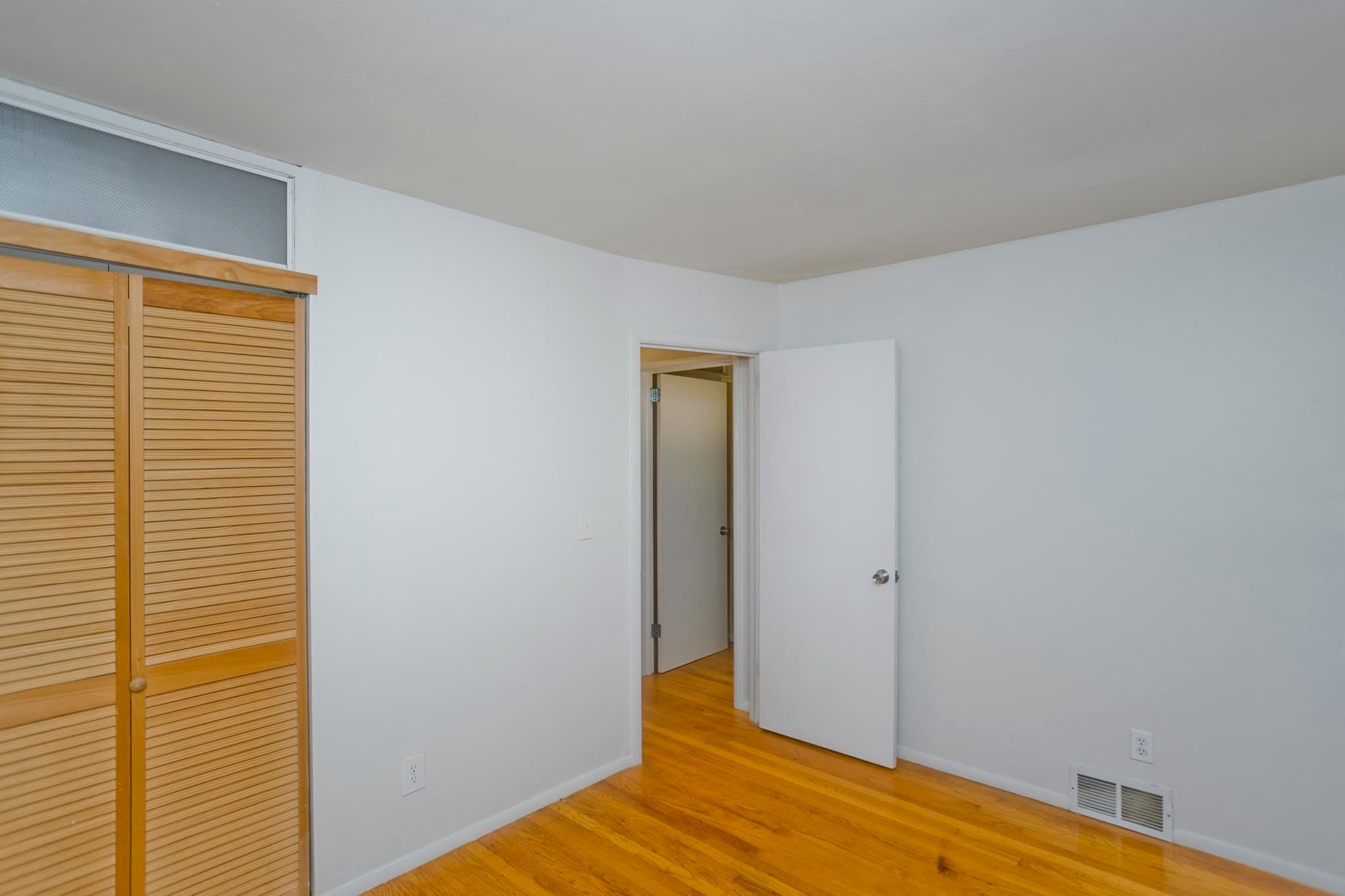 Single Family Residence at 27 E Green St, Easthampton MA 01027, Easthampton, photo 26 of 33