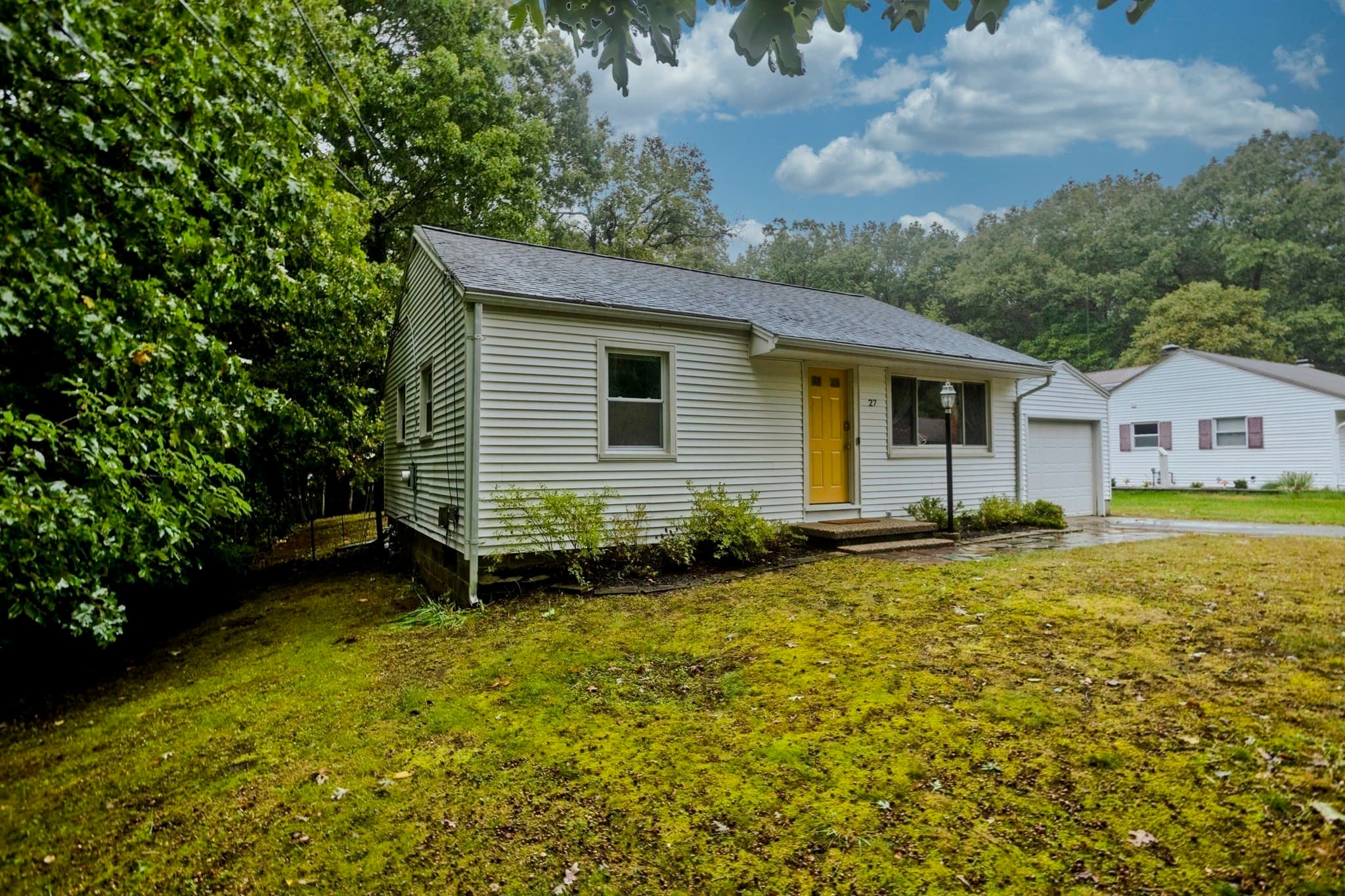 Single Family Residence at 27 E Green St, Easthampton MA 01027, Easthampton, photo 4 of 33