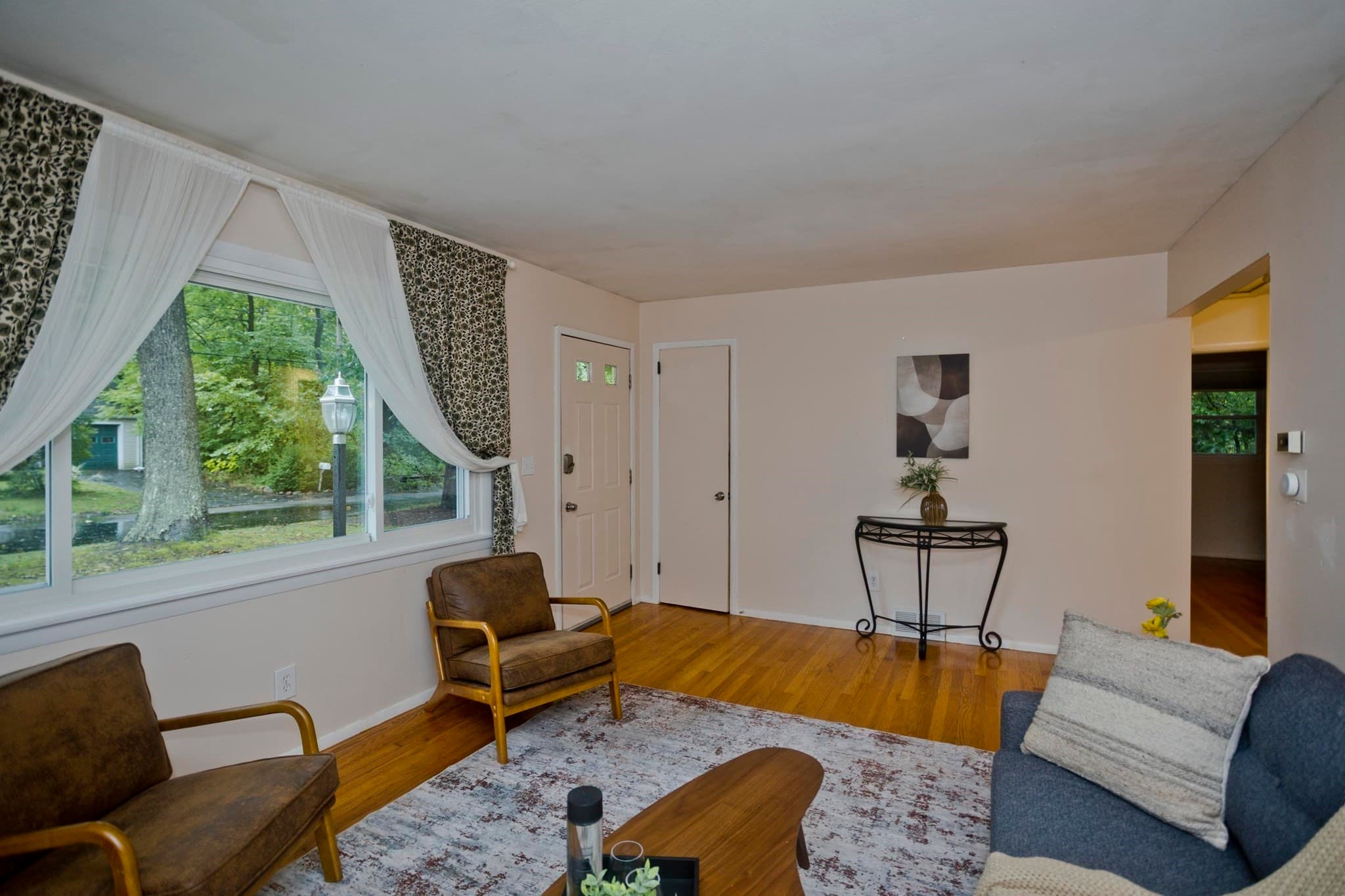 Single Family Residence at 27 E Green St, Easthampton MA 01027, Easthampton, photo 8 of 33
