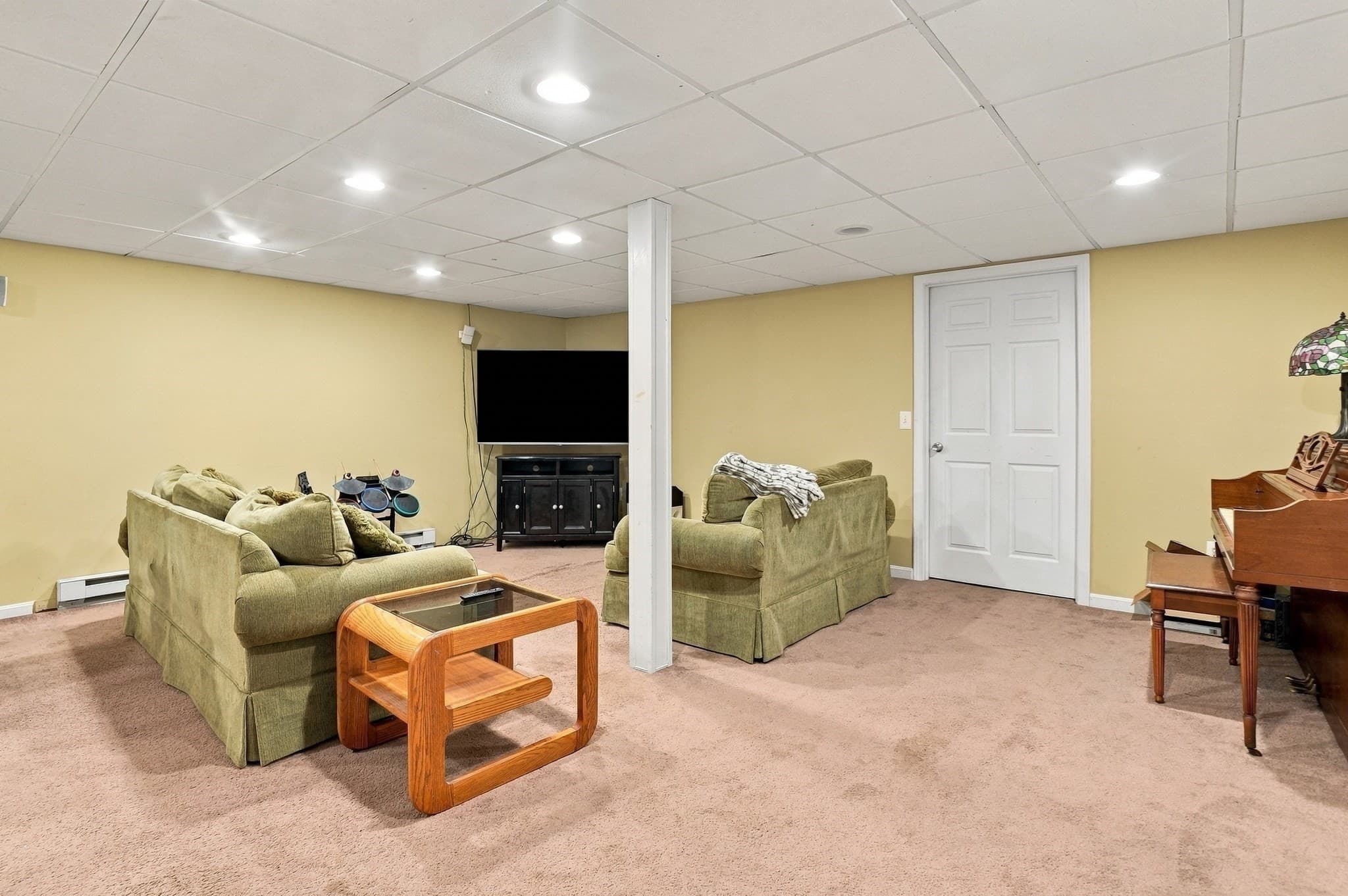 Single Family Residence at 7 Keely Dr, Charlton MA 01507, Charlton, photo 20 of 42