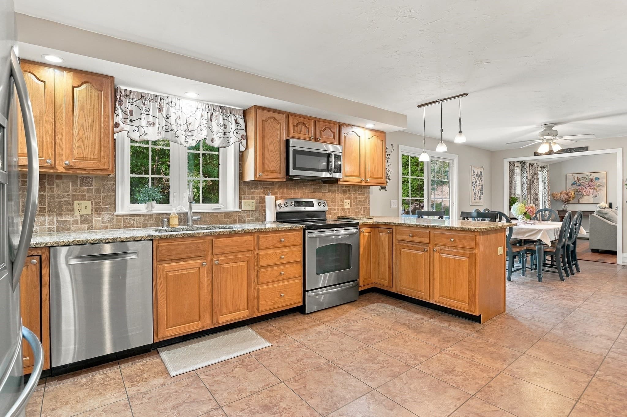 Single Family Residence at 7 Keely Dr, Charlton MA 01507, Charlton, photo 39 of 42
