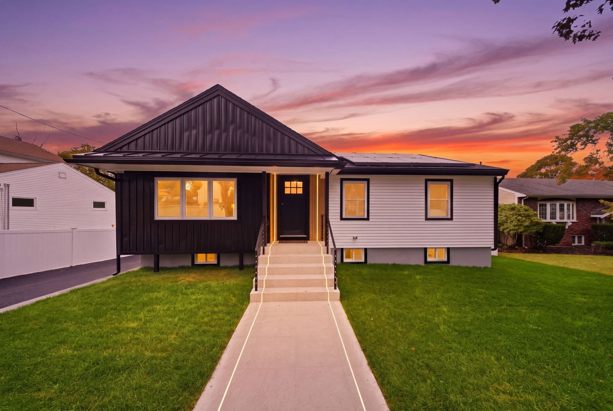 48 Burnett St, Melrose MA 02176