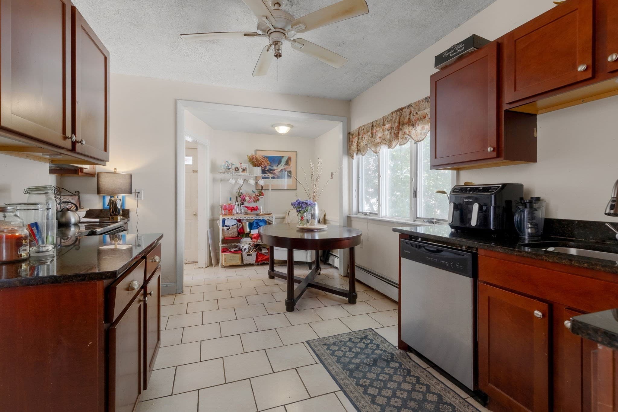 Multi Family at 40 Plymouth St, Everett MA 02149, Everett, photo 11 of 29