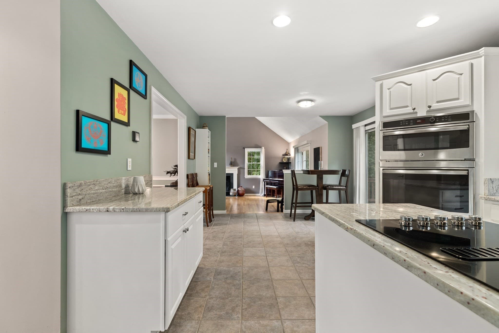 Single Family Residence at 8 Dennison Ct, Stoughton MA 02072, Stoughton, photo 8 of 41