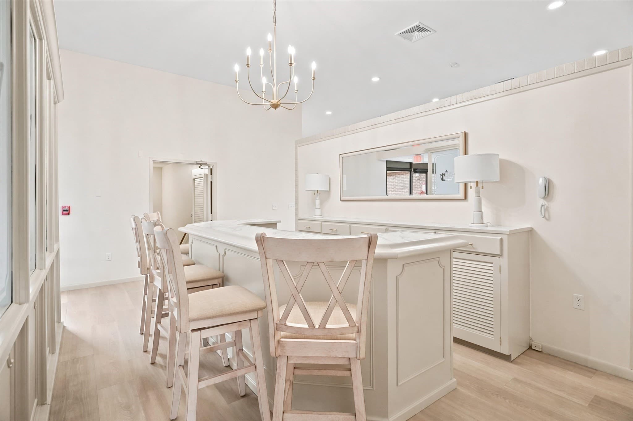 Condominium at 402 Paradise Rd # 3J, Swampscott MA 01907, Swampscott, photo 23 of 30
