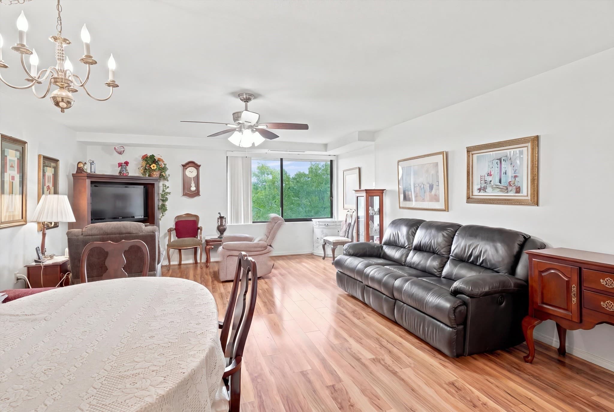 Condominium at 402 Paradise Rd # 3J, Swampscott MA 01907, Swampscott, photo 4 of 30