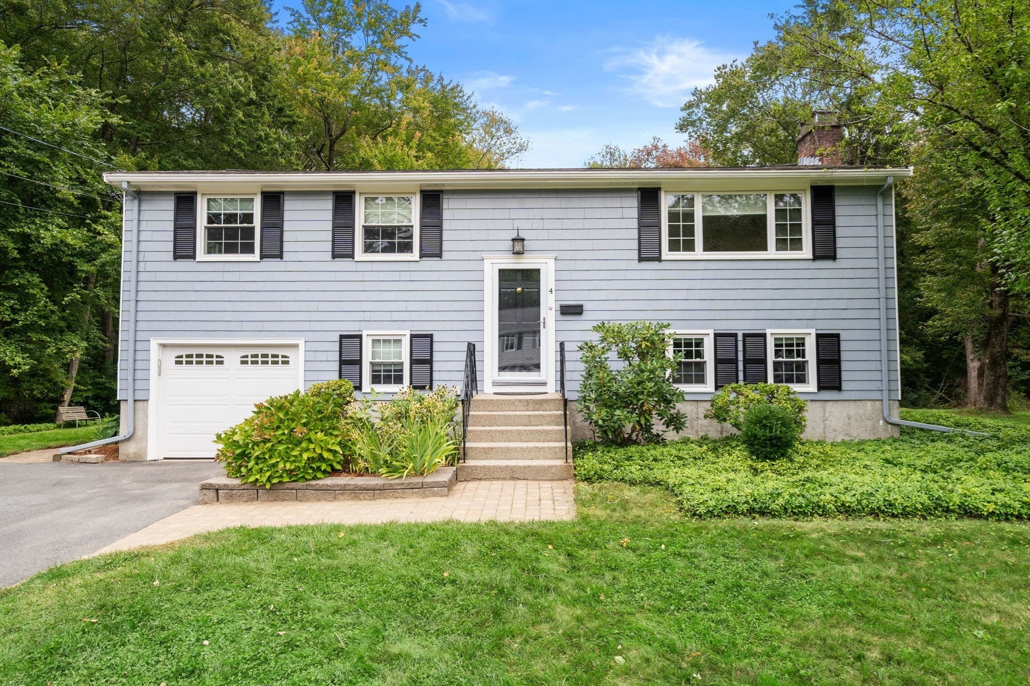 4 Woodmere, Framingham MA 01701