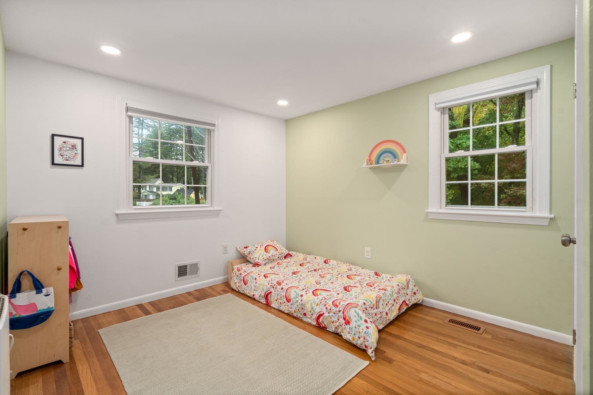 Single Family Residence at 4 Woodmere, Framingham MA 01701, Framingham, photo 10 of 24