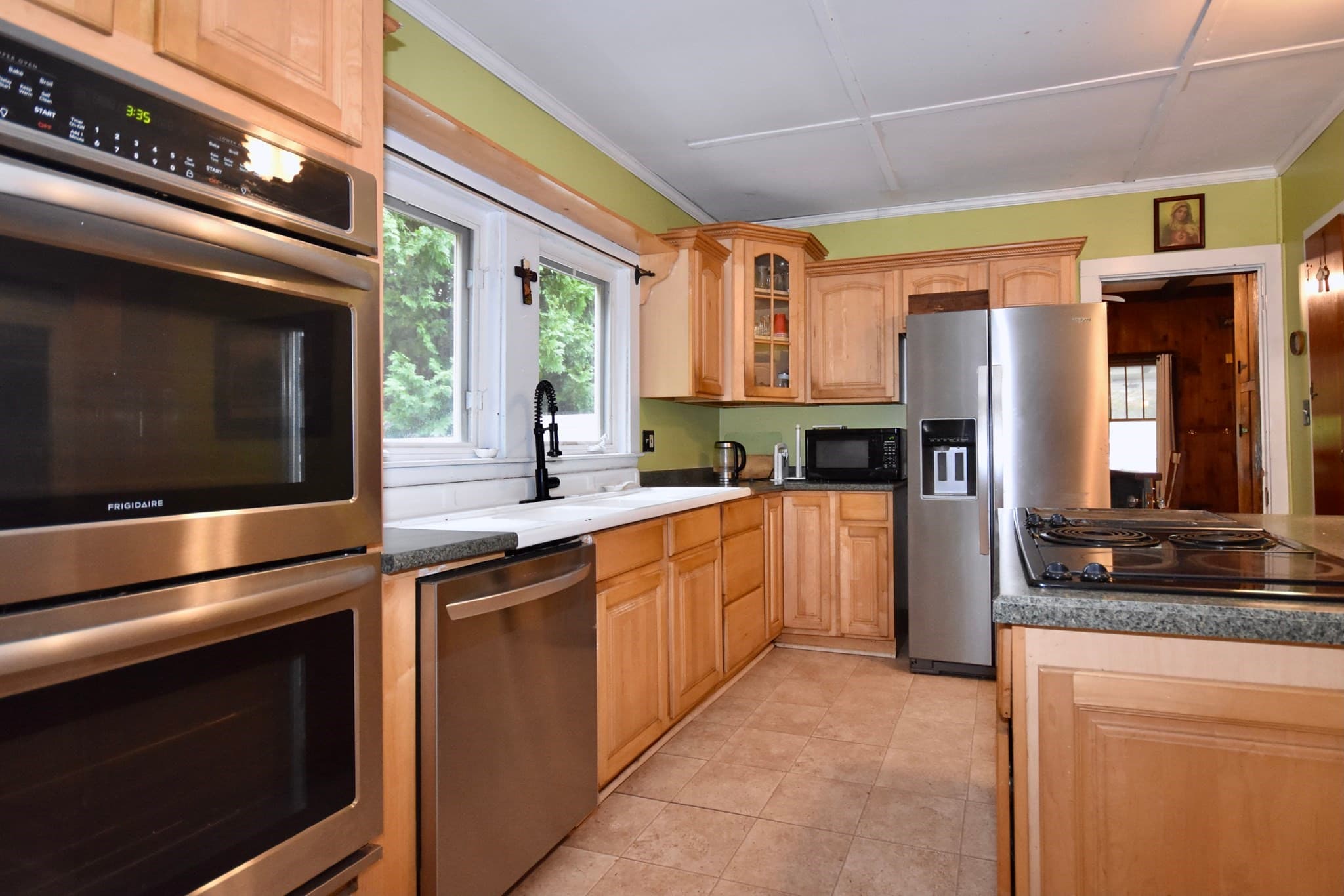 Single Family Residence at 329 Wareham Rd, Marion MA 02738, Marion, photo 13 of 31