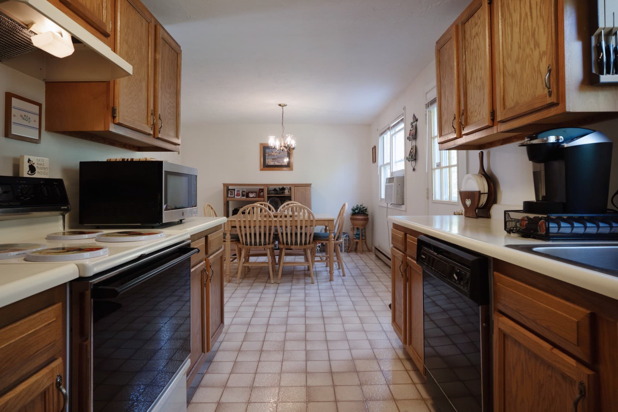 Condominium at 63 Plantation Rd # 63, Oxford MA 01540, Oxford, photo 9 of 20