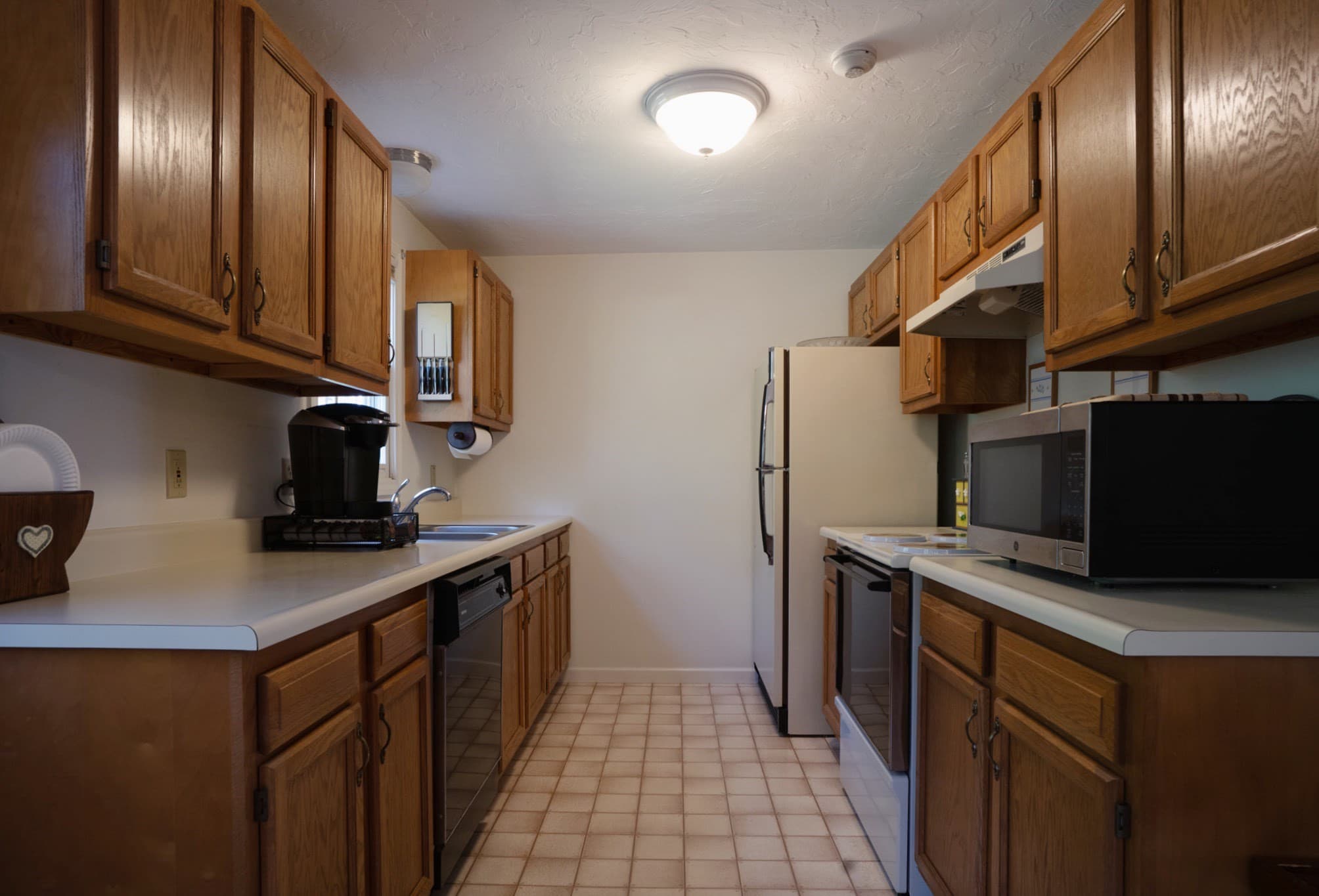 Condominium at 63 Plantation Rd # 63, Oxford MA 01540, Oxford, photo 10 of 20