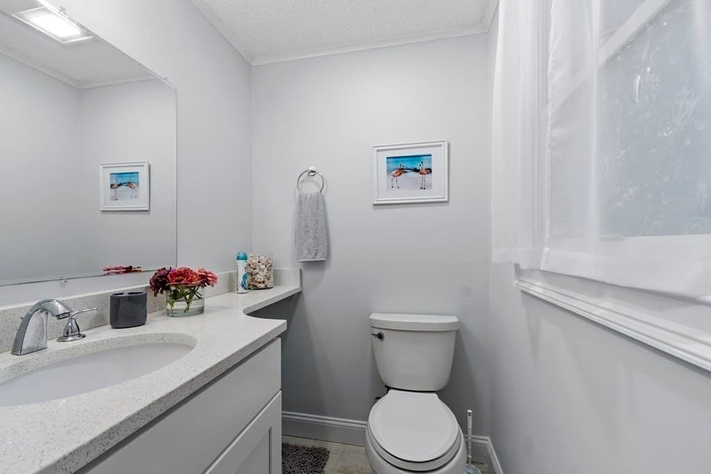 Condominium at 273 Washington St # 2, Gloucester MA 01930, Gloucester, photo 14 of 24