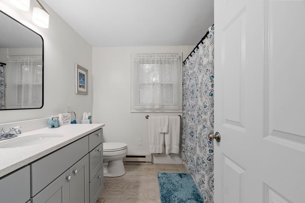 Condominium at 273 Washington St # 2, Gloucester MA 01930, Gloucester, photo 11 of 24