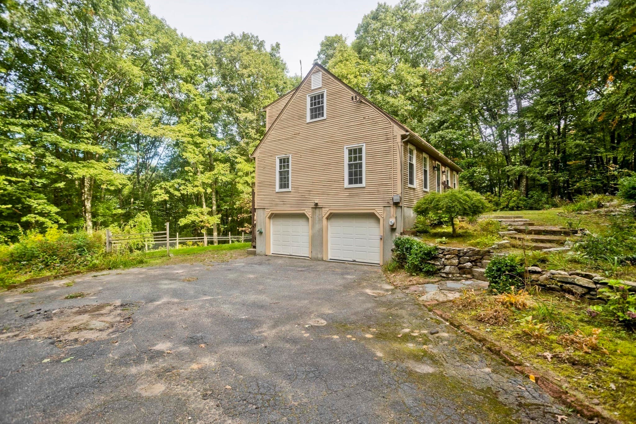 Single Family Residence at 323 Bennett Rd., Hampden MA 01036, Hampden, photo 31 of 35