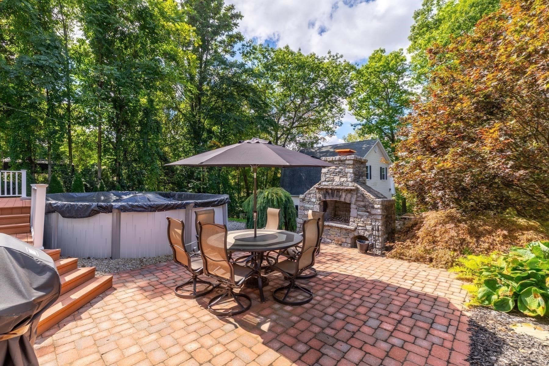 Single Family Residence at 22 John F Kennedy Dr, Millbury MA 01527, Millbury, photo 23 of 41